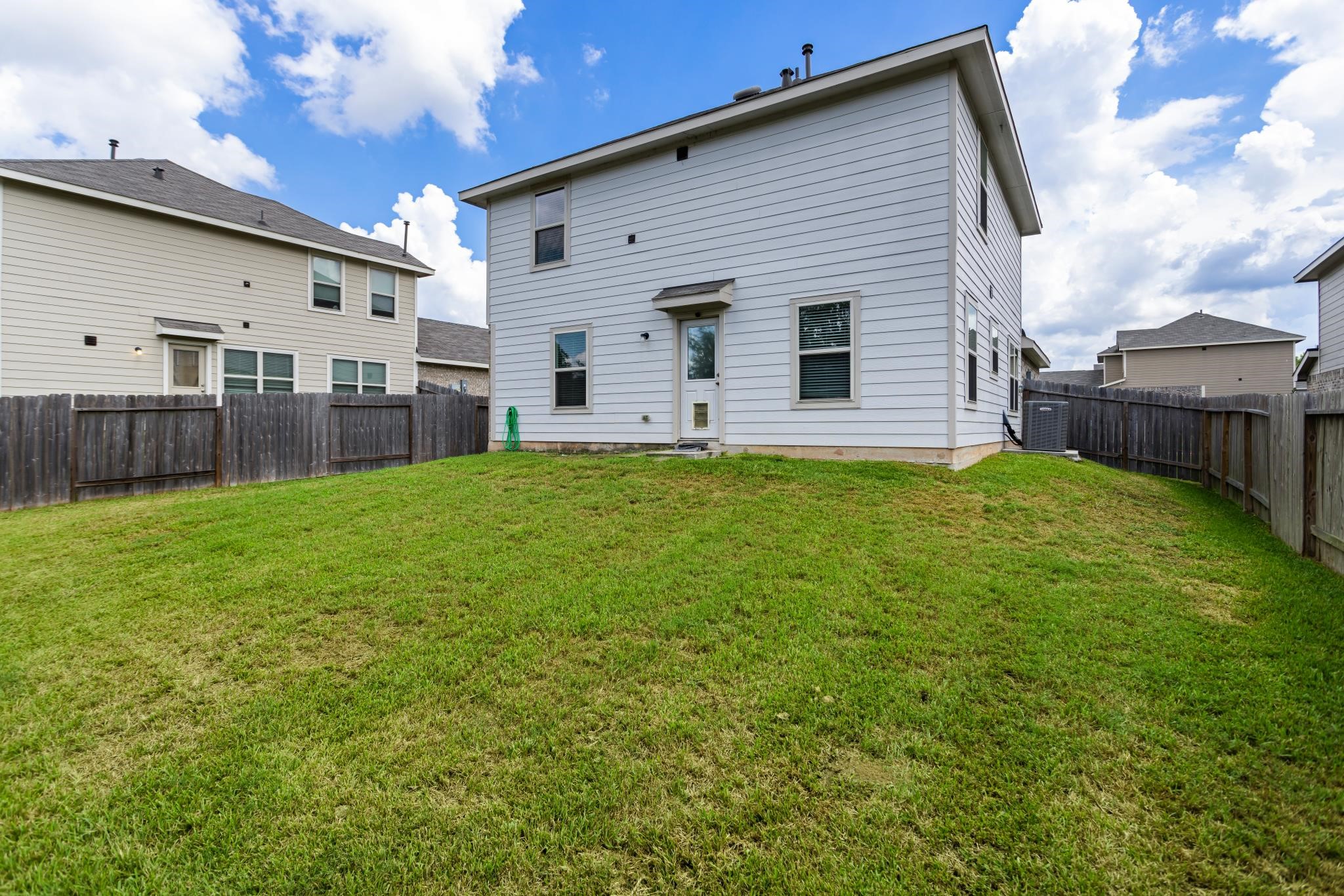 10933 S Lake Mist Lane Property Photo 12