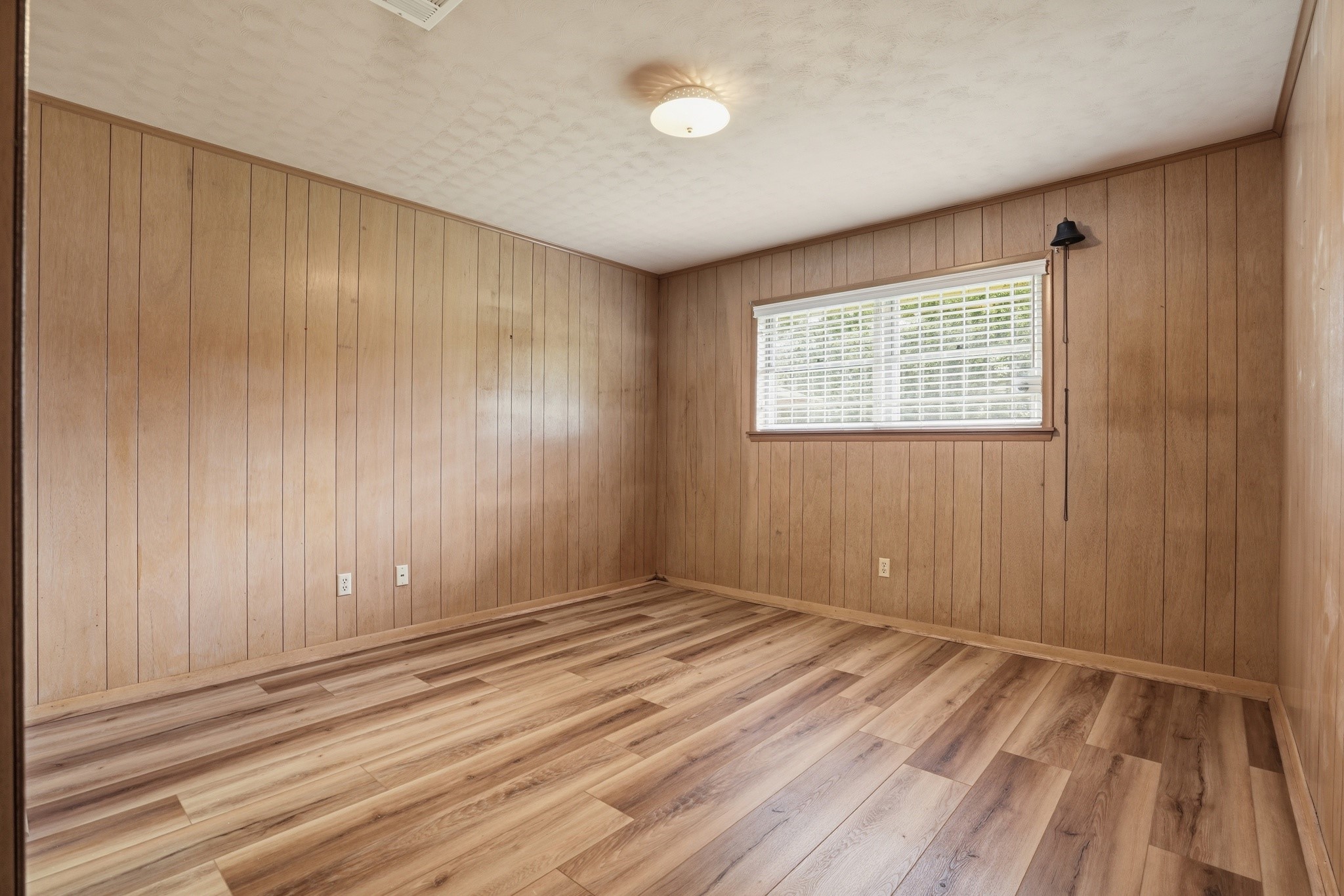10240 Post Oak Drive Property Photo 24