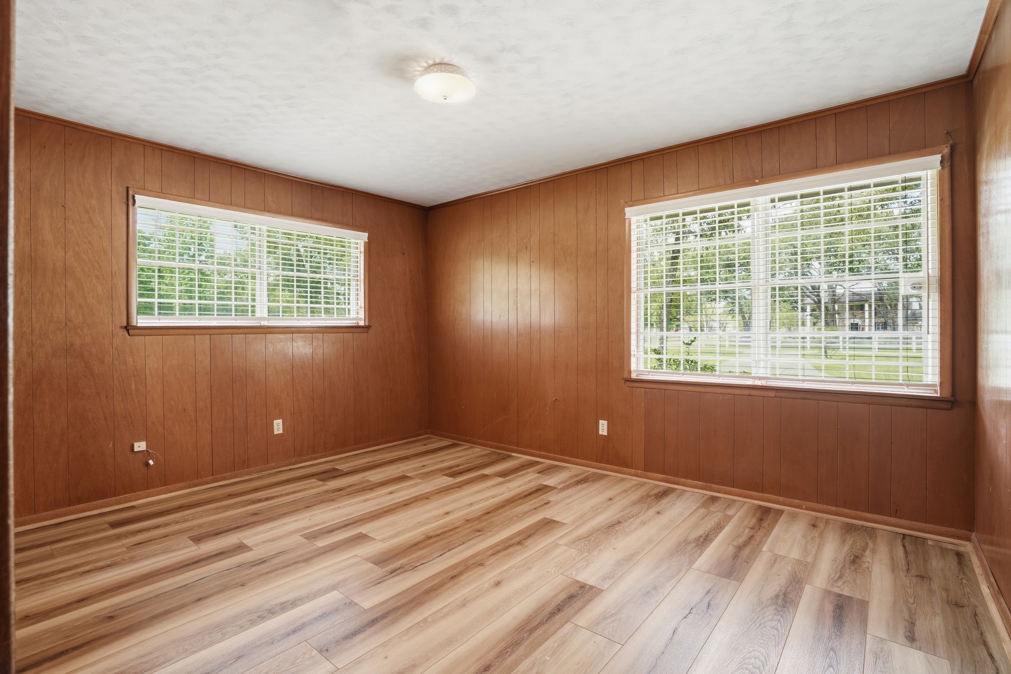10240 Post Oak Drive Property Photo 29