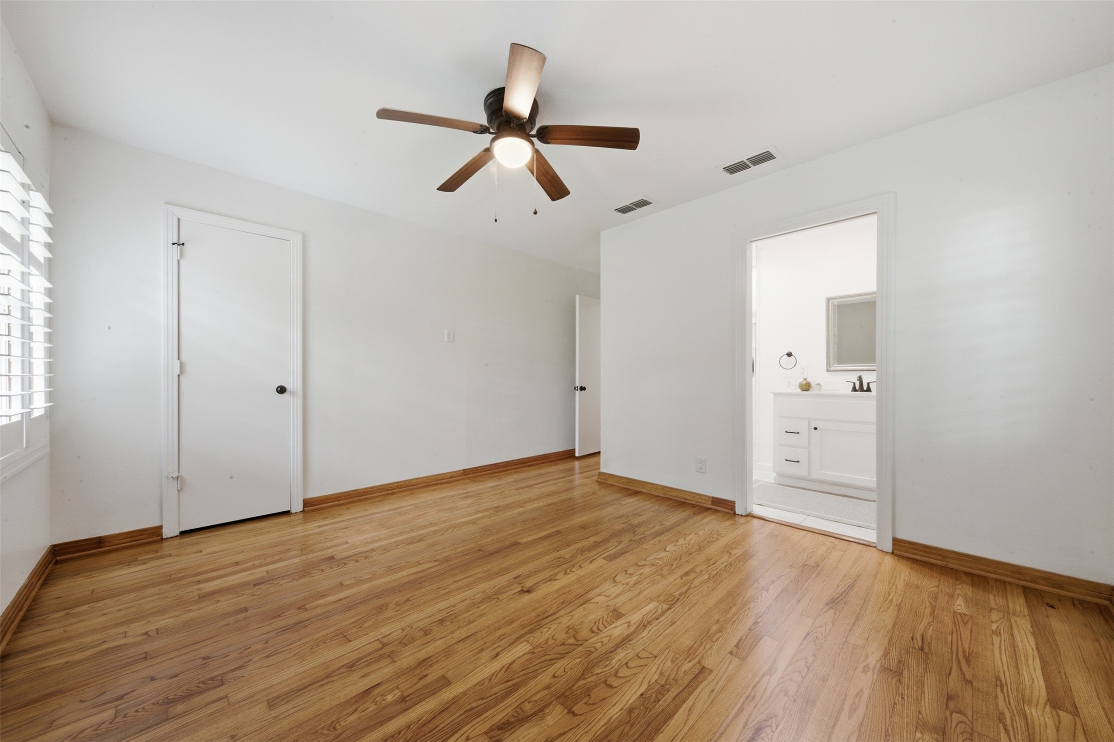410 Kyle Street Property Photo 19