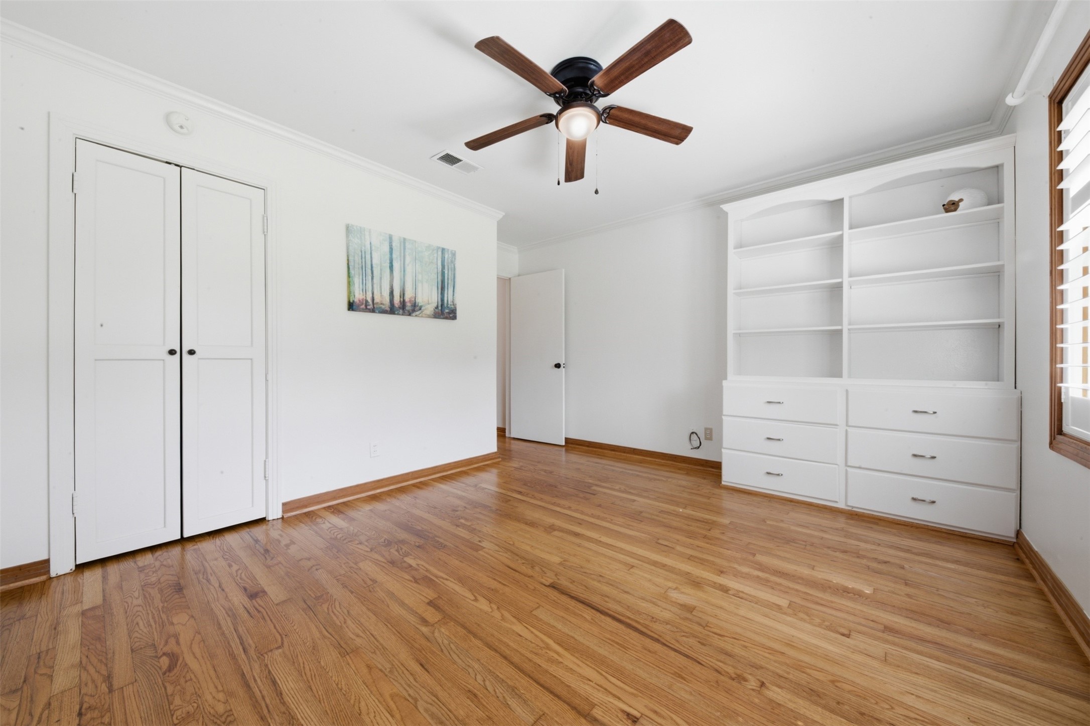 410 Kyle Street Property Photo 24
