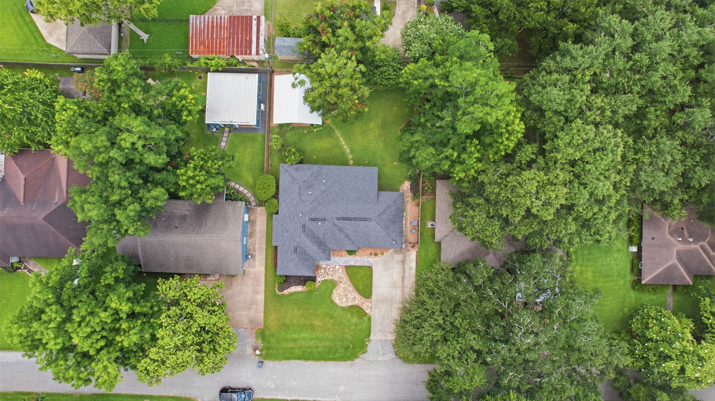 410 Kyle Street Property Photo 40