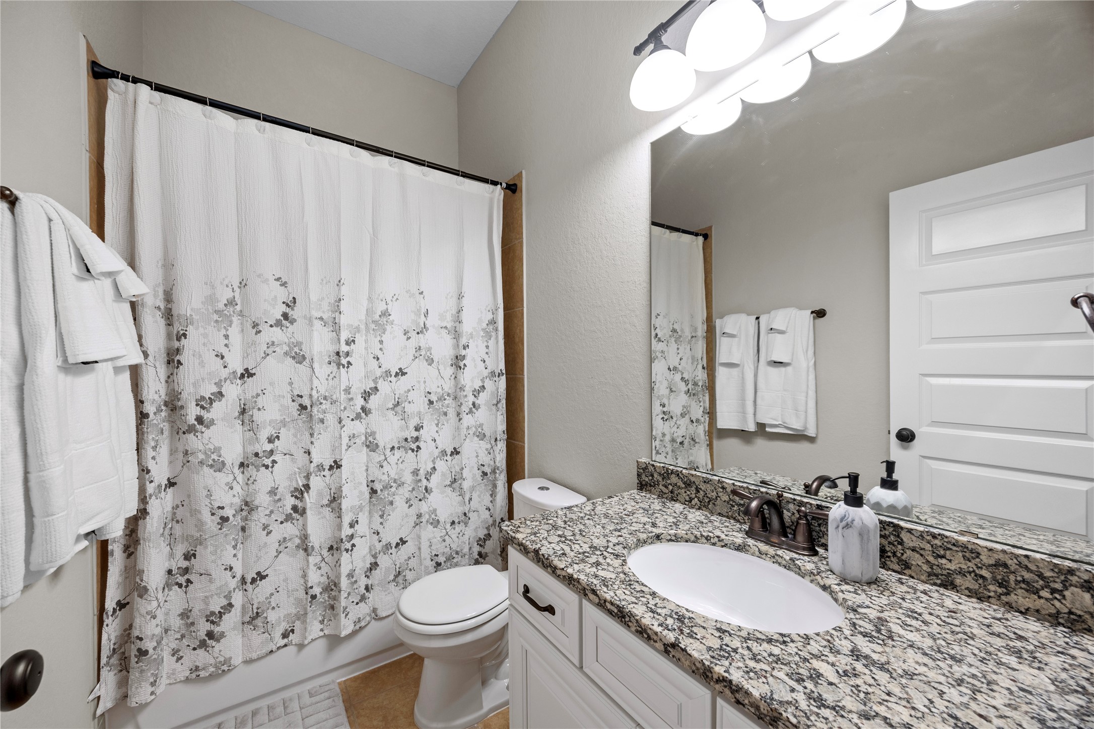 7819 Lost Pecan Way Property Photo 40
