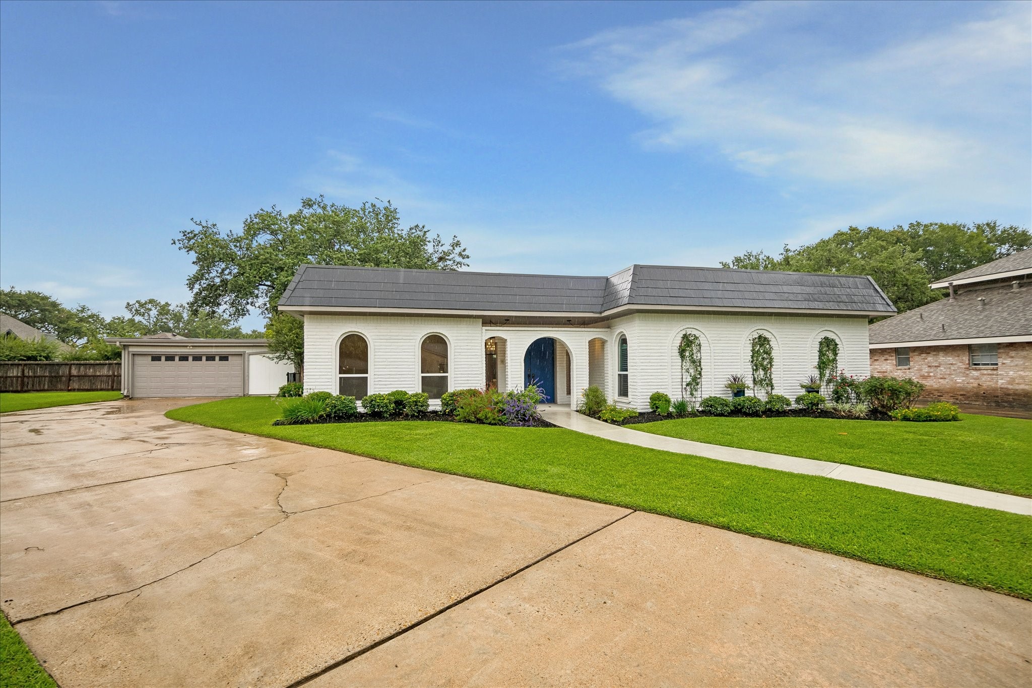 3007 Montford Court Property Photo 2