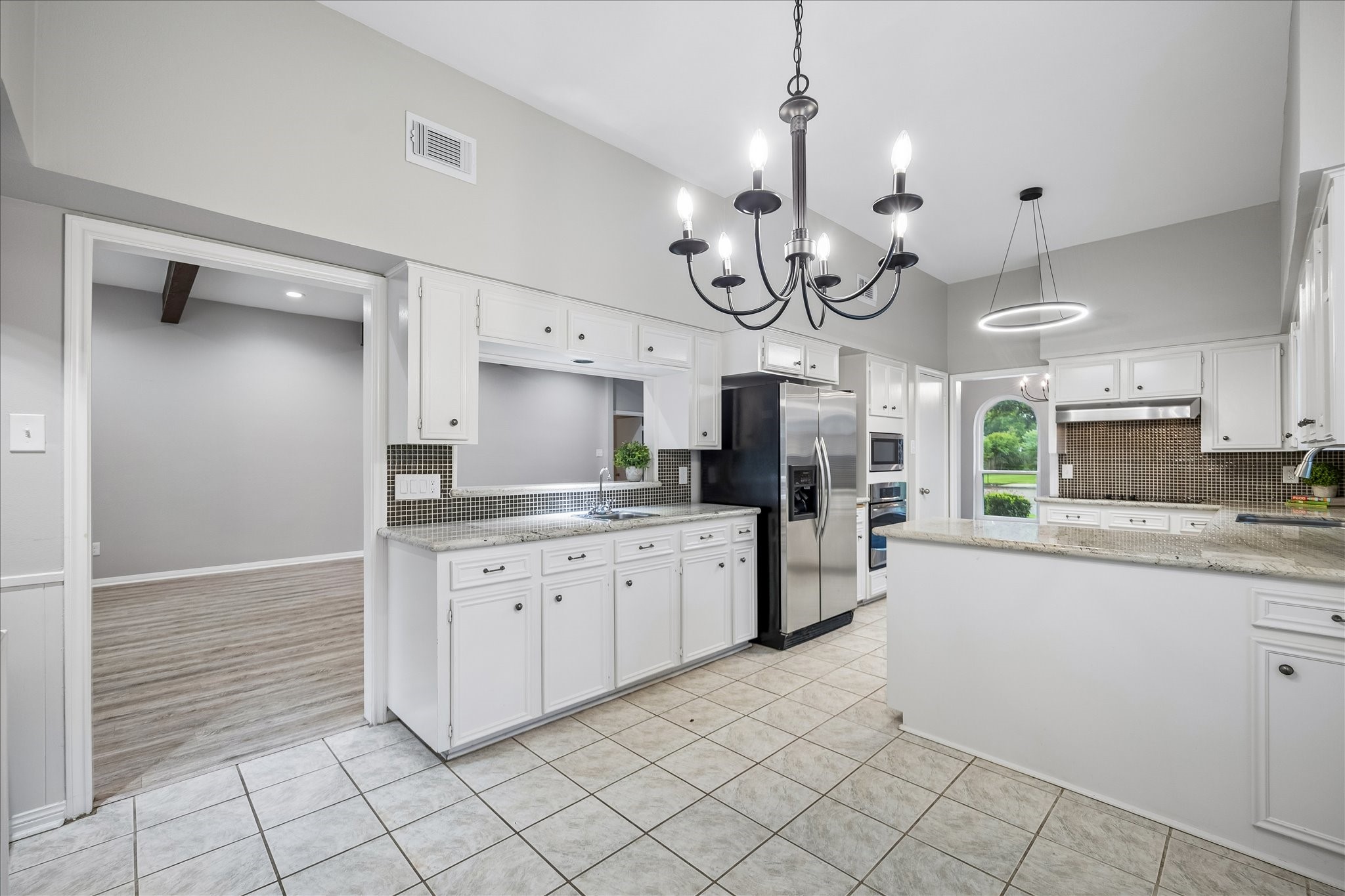 3007 Montford Court Property Photo 11