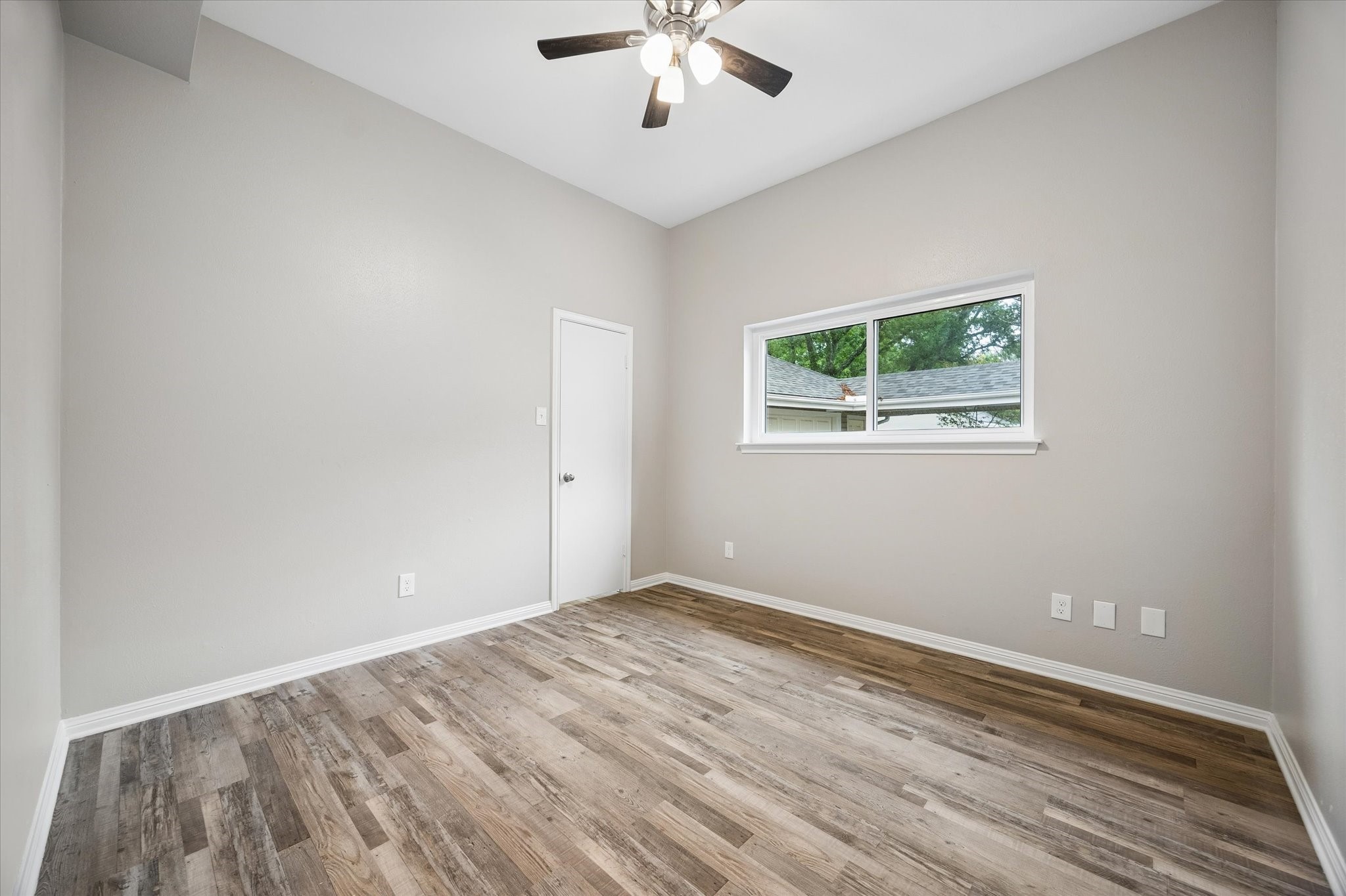 3007 Montford Court Property Photo 21