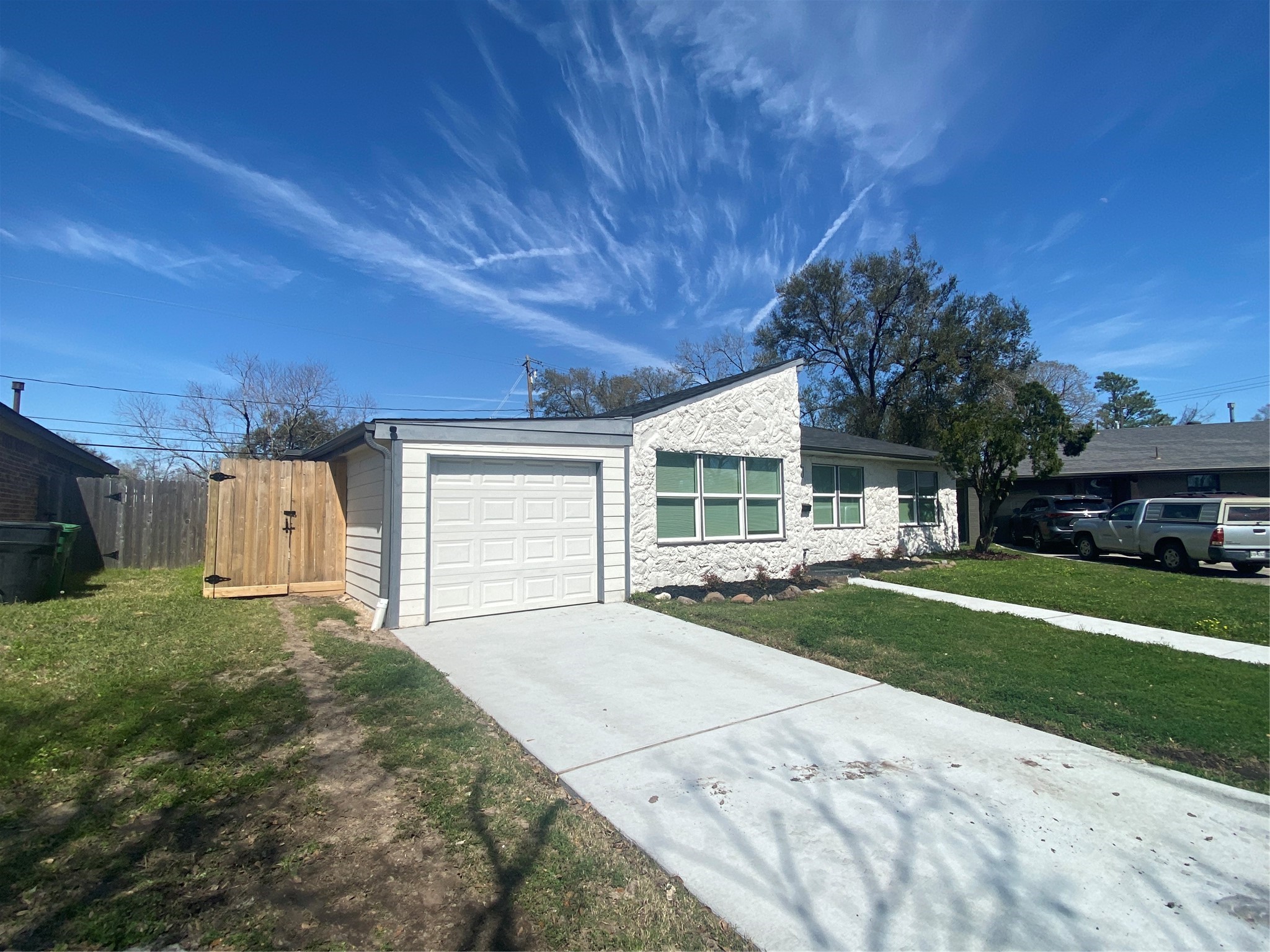 4963 Culmore Drive Property Photo 2