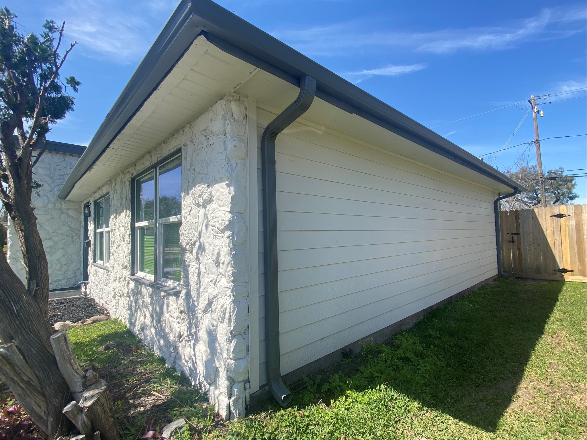 4963 Culmore Drive Property Photo 4