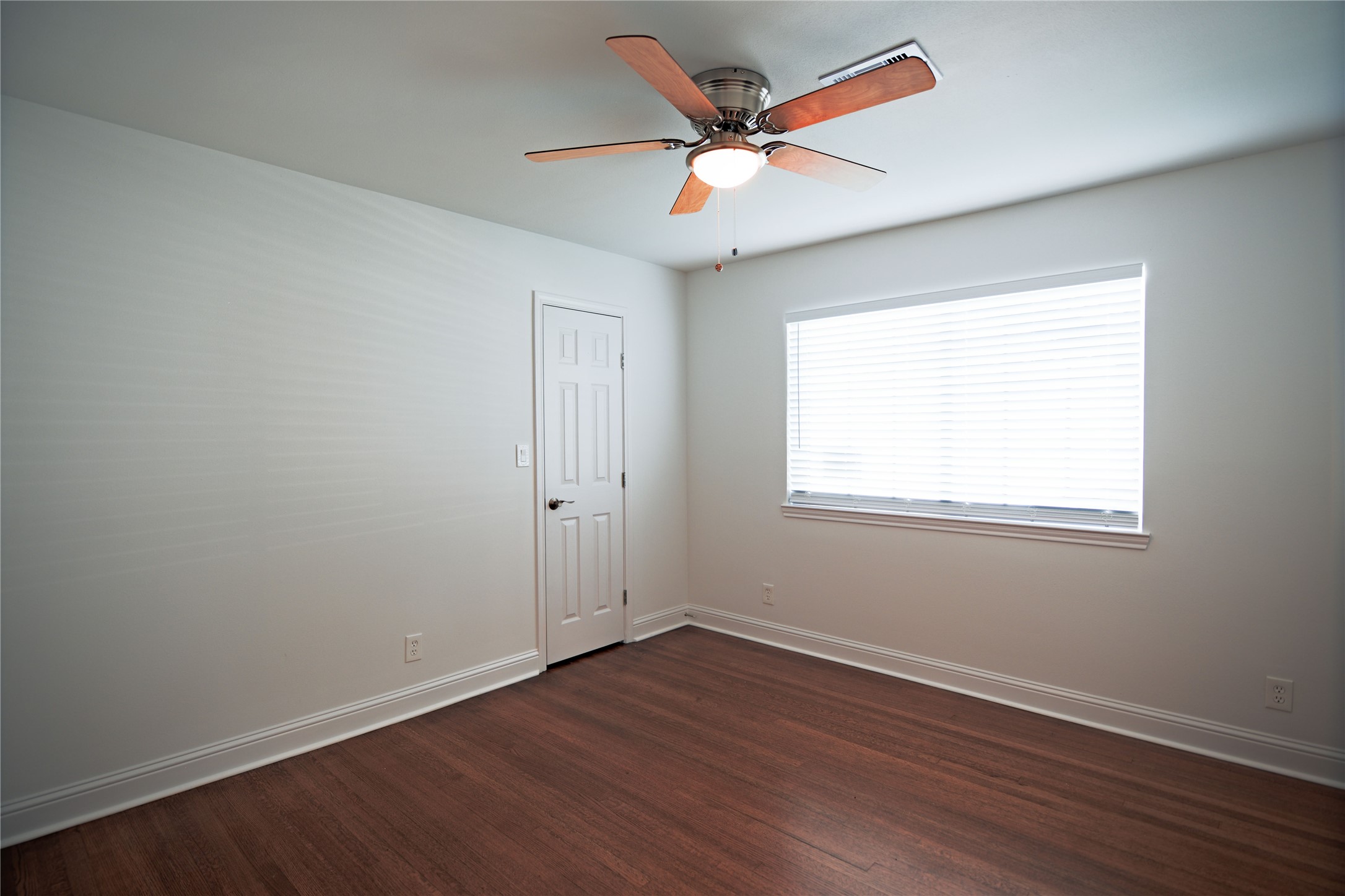 8006 Richmond Avenue Property Photo 15