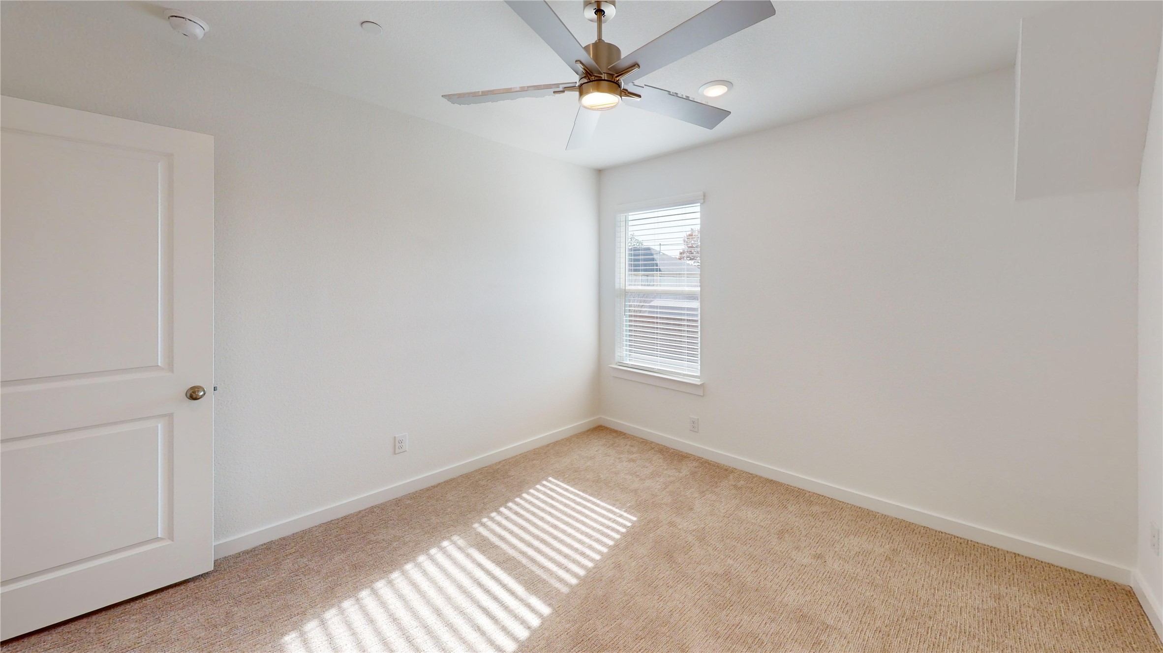 2916 Elle Drive Property Photo 33
