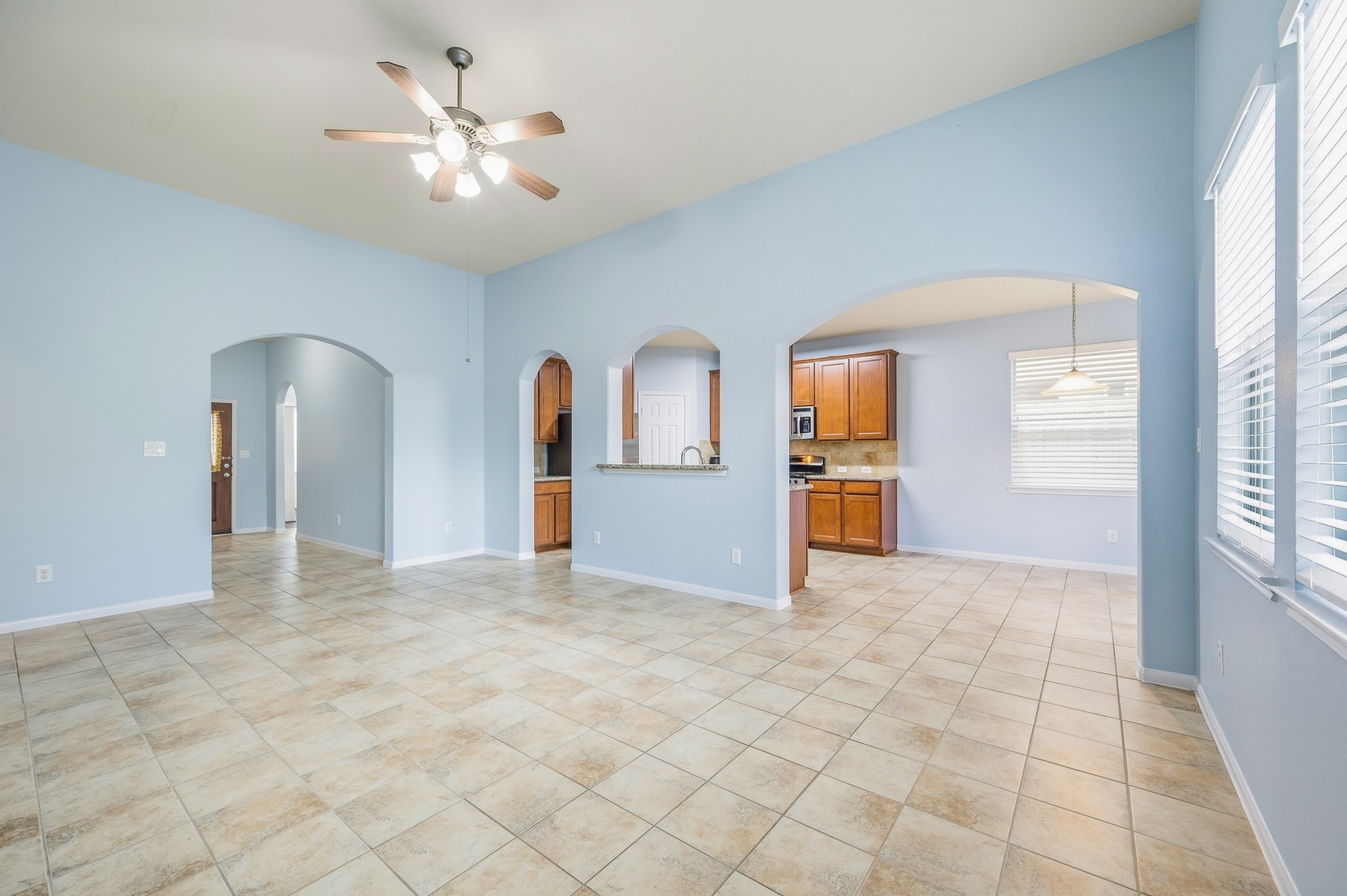 8922 Cedar Mound Lane Property Photo 9