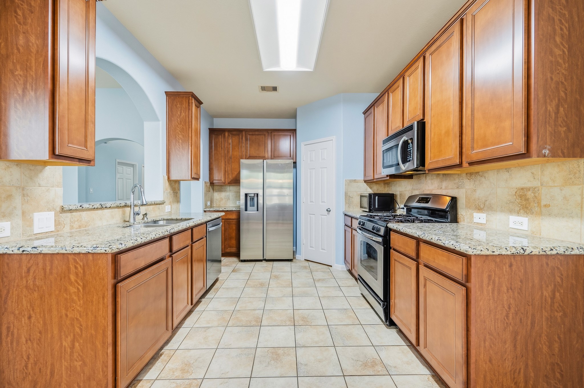 8922 Cedar Mound Lane Property Photo 14