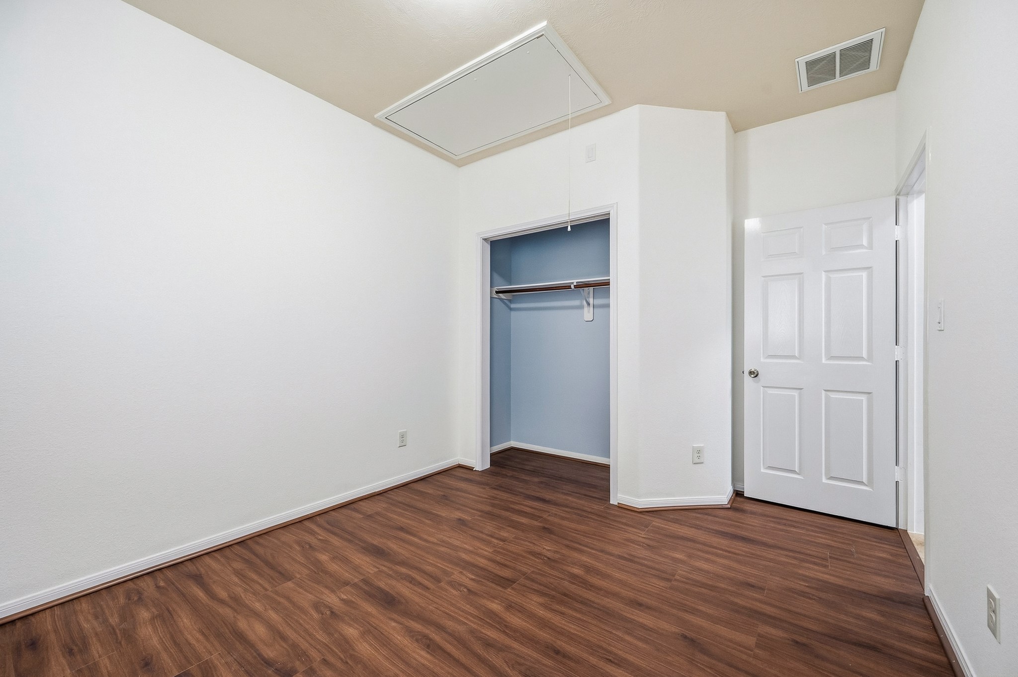 8922 Cedar Mound Lane Property Photo 27