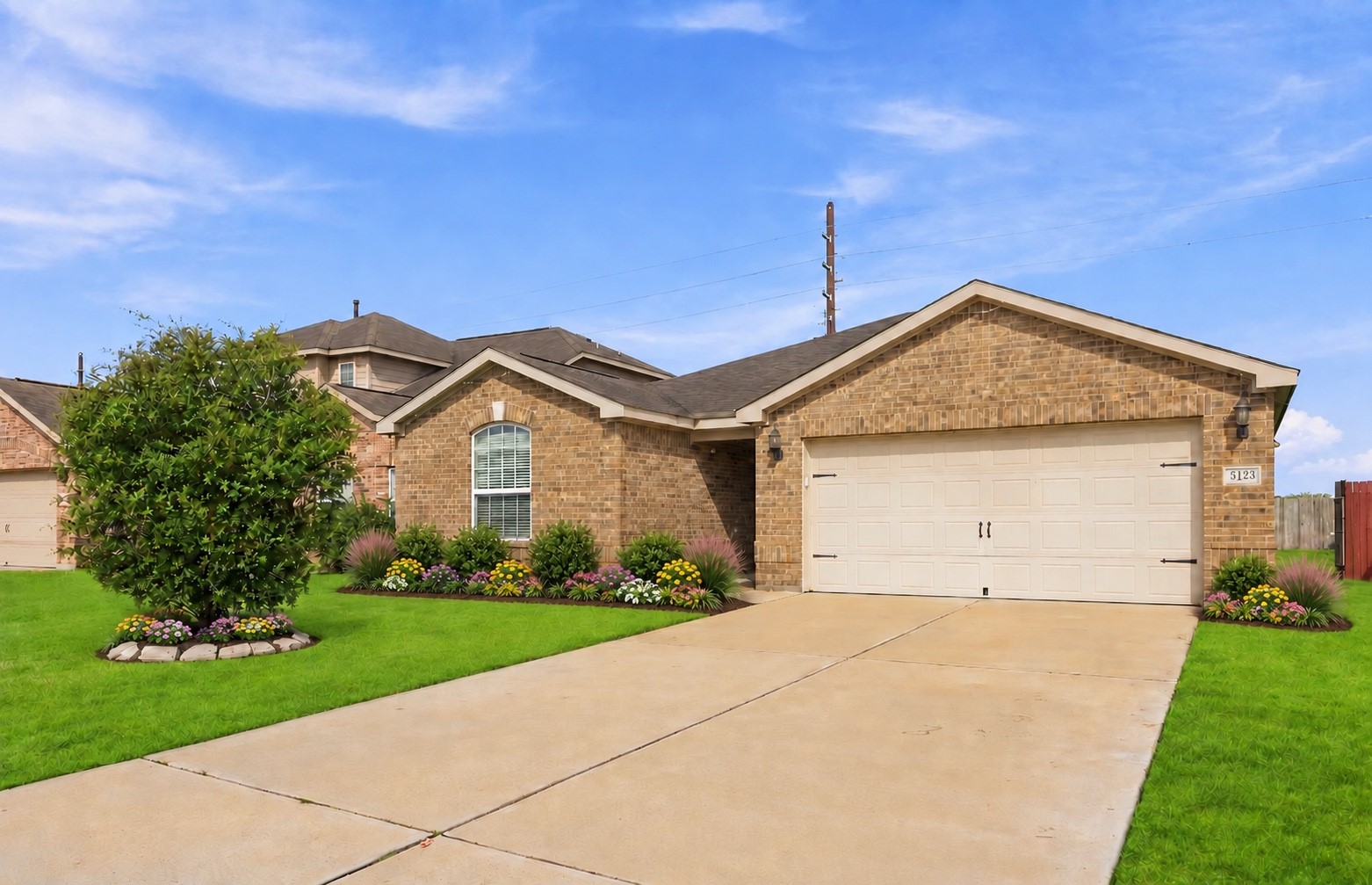 5123 Breezy Parke Lane Property Photo 1