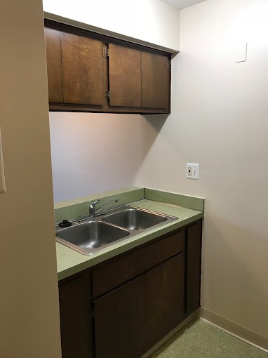 8400 Engleman Street Property Photo 11