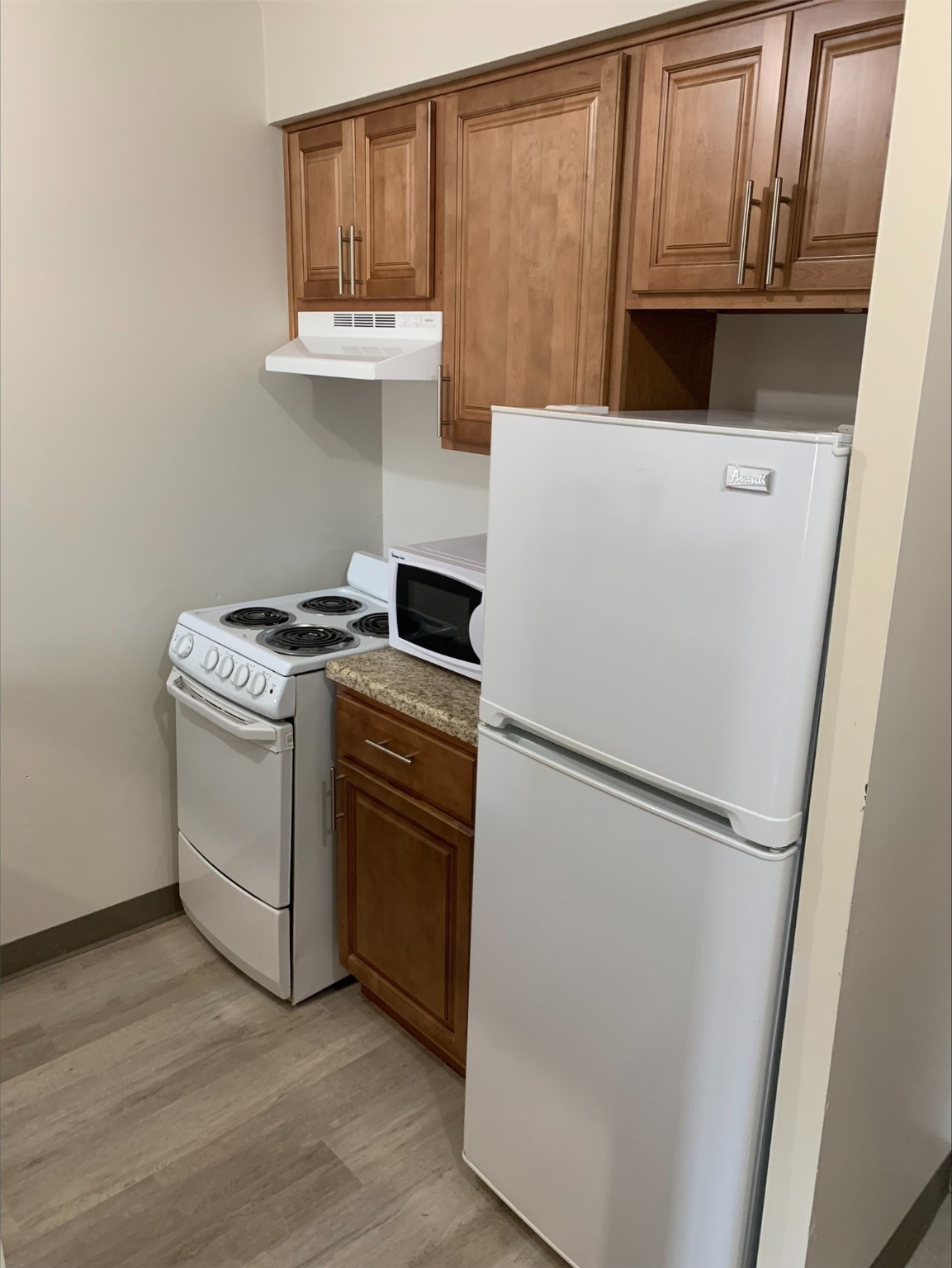 8400 Engleman Street Property Photo 13