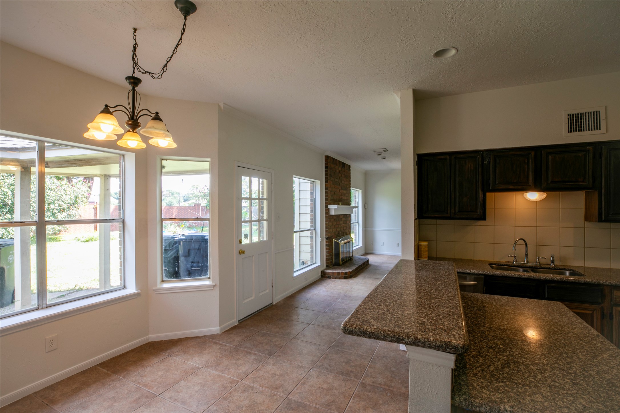 4303 Canadian River Drive Property Photo 10