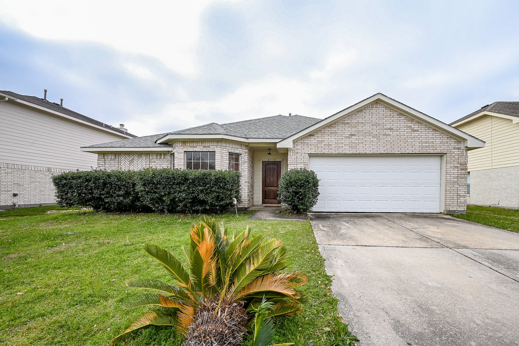 2119 Laurel Arbor Drive Property Photo 1