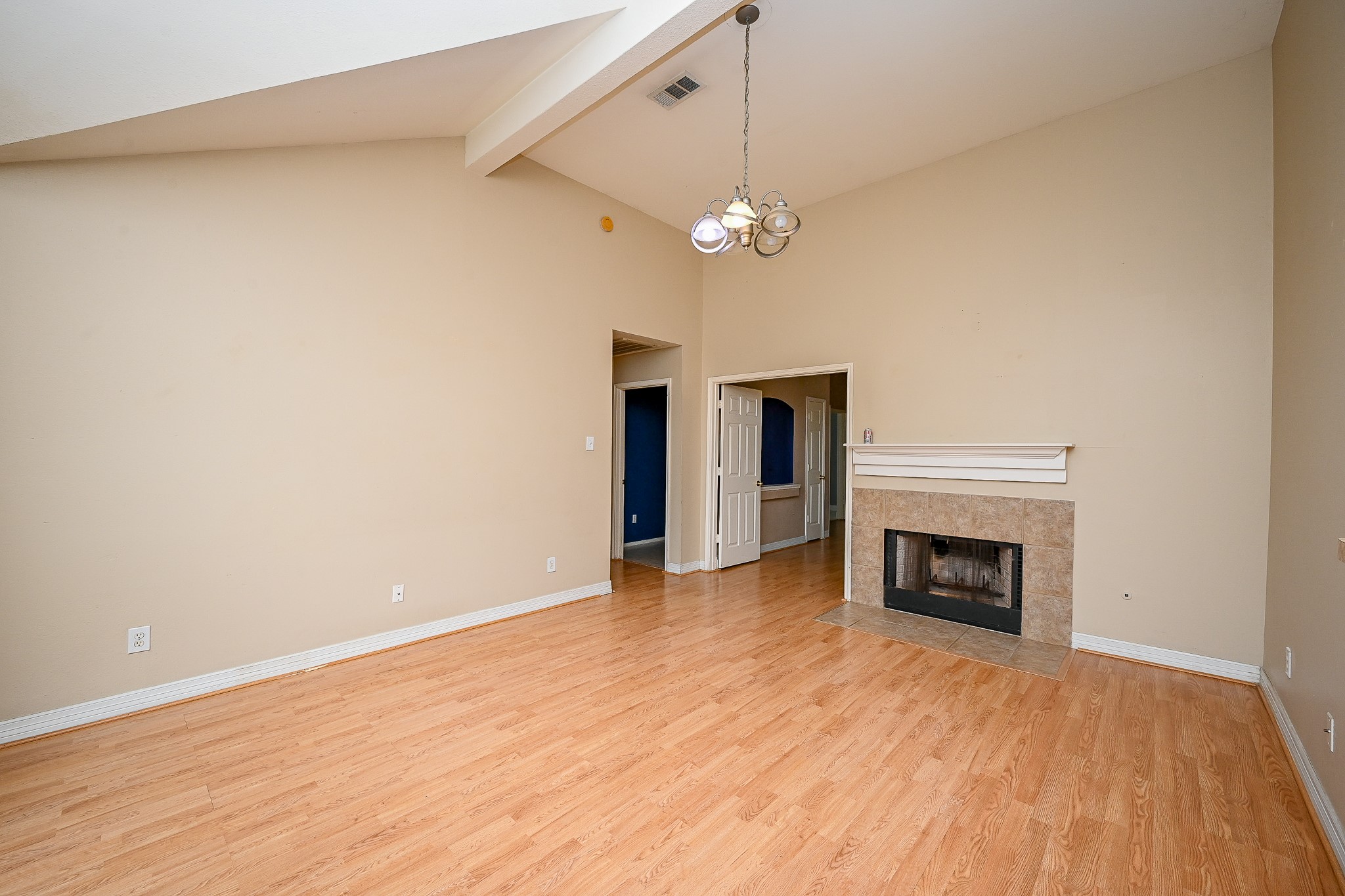 2119 Laurel Arbor Drive Property Photo 13
