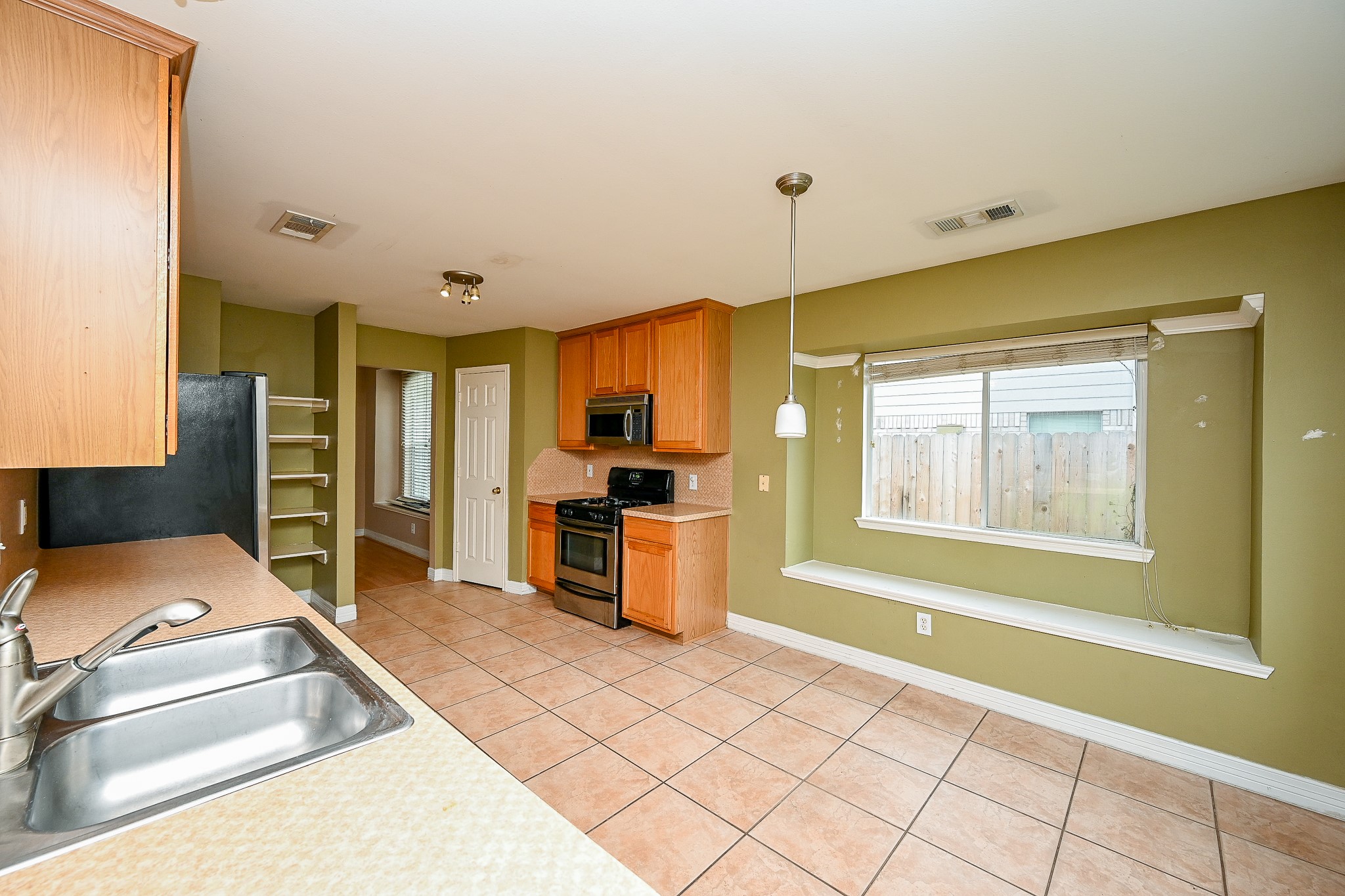 2119 Laurel Arbor Drive Property Photo 16