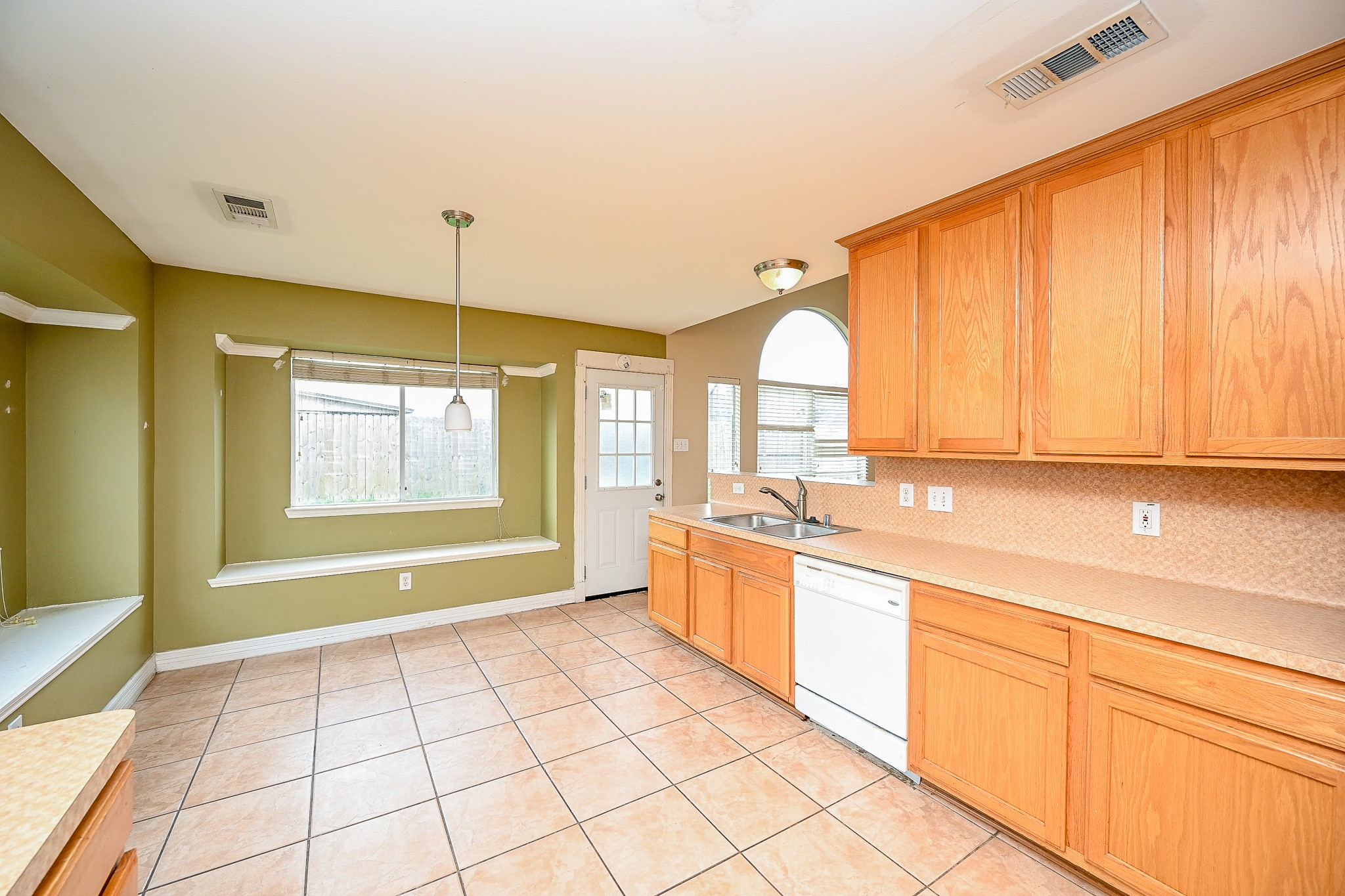 2119 Laurel Arbor Drive Property Photo 18
