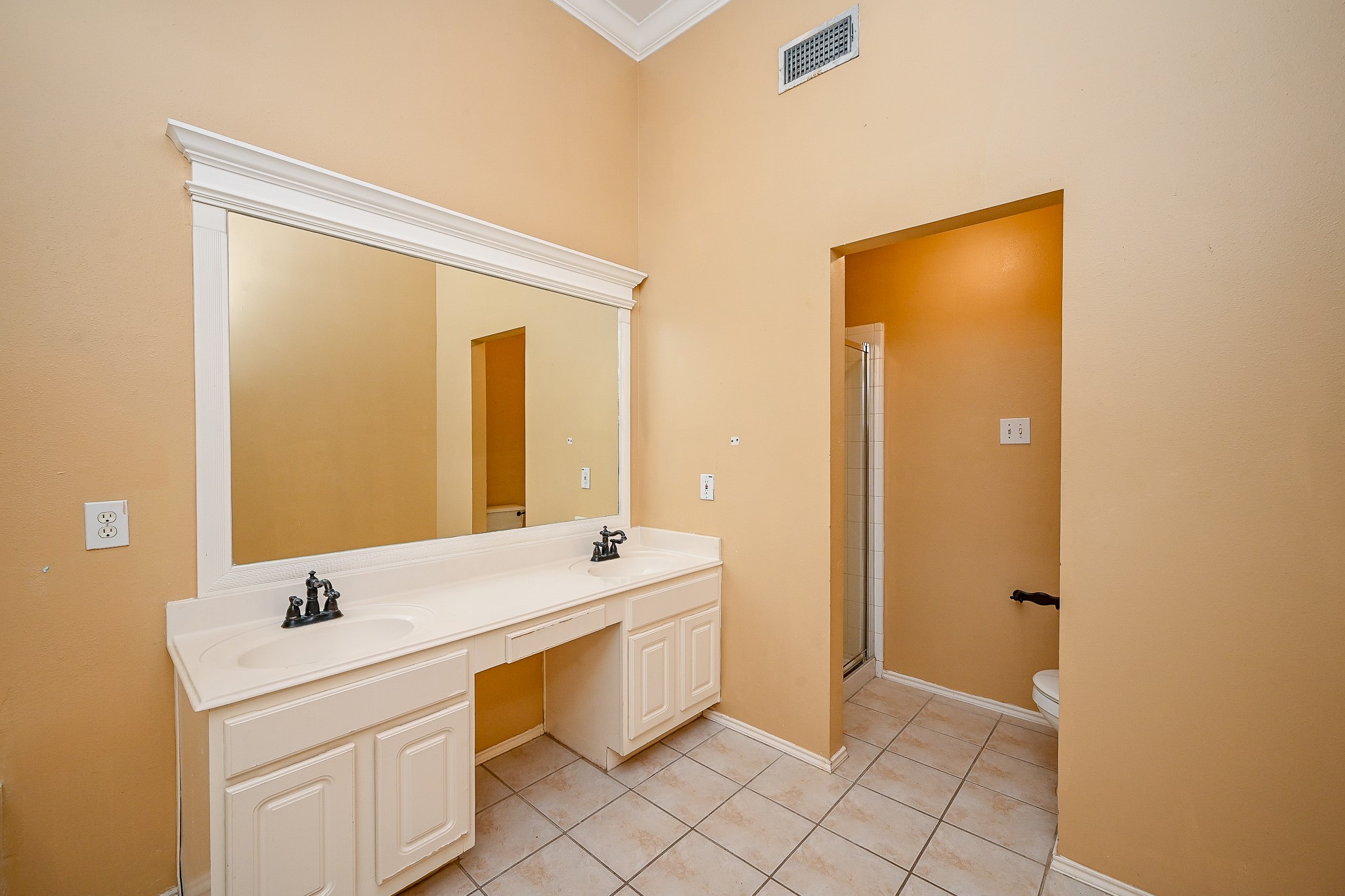 2119 Laurel Arbor Drive Property Photo 23