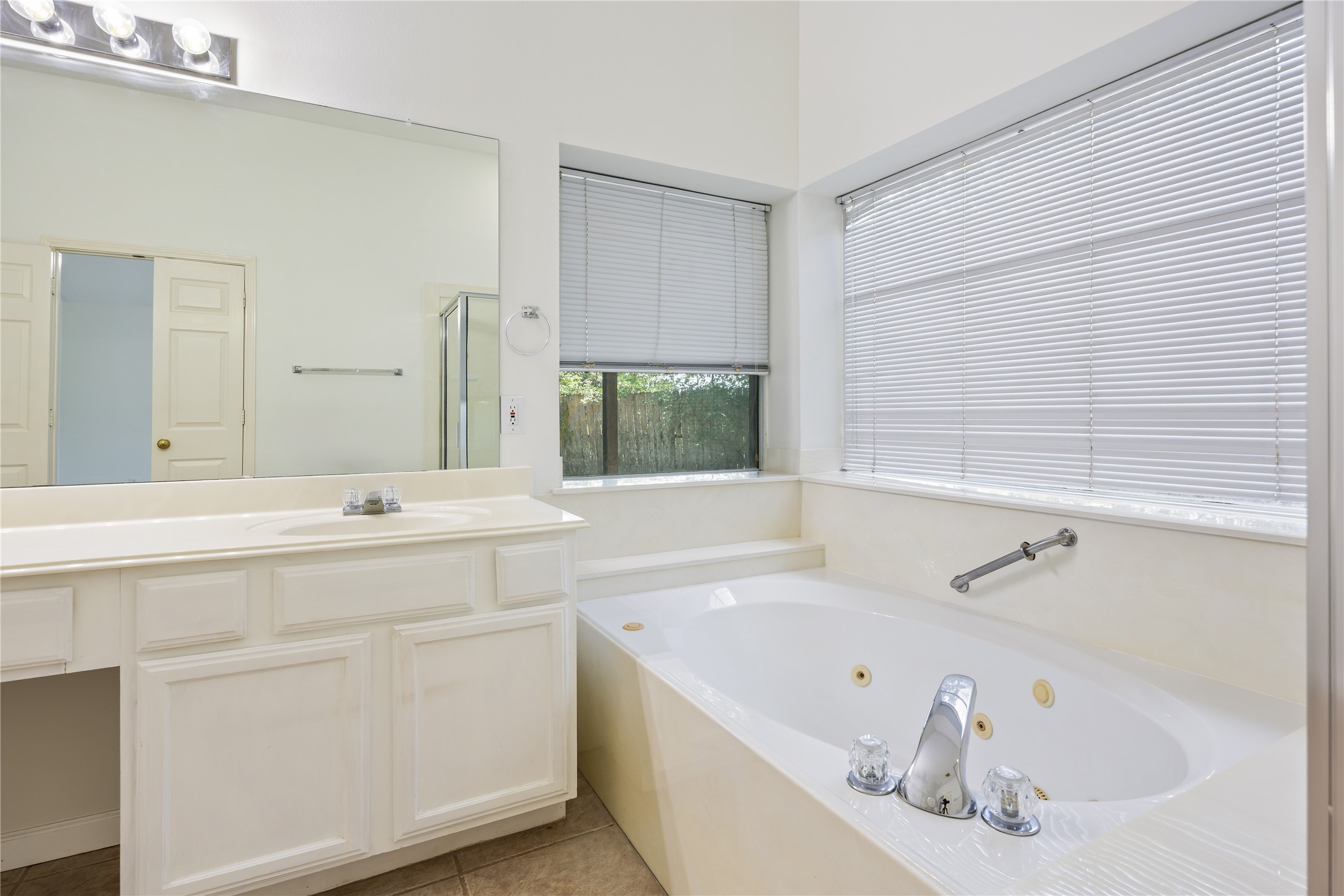 16926 Cobbler Crossing Drive Property Photo 26
