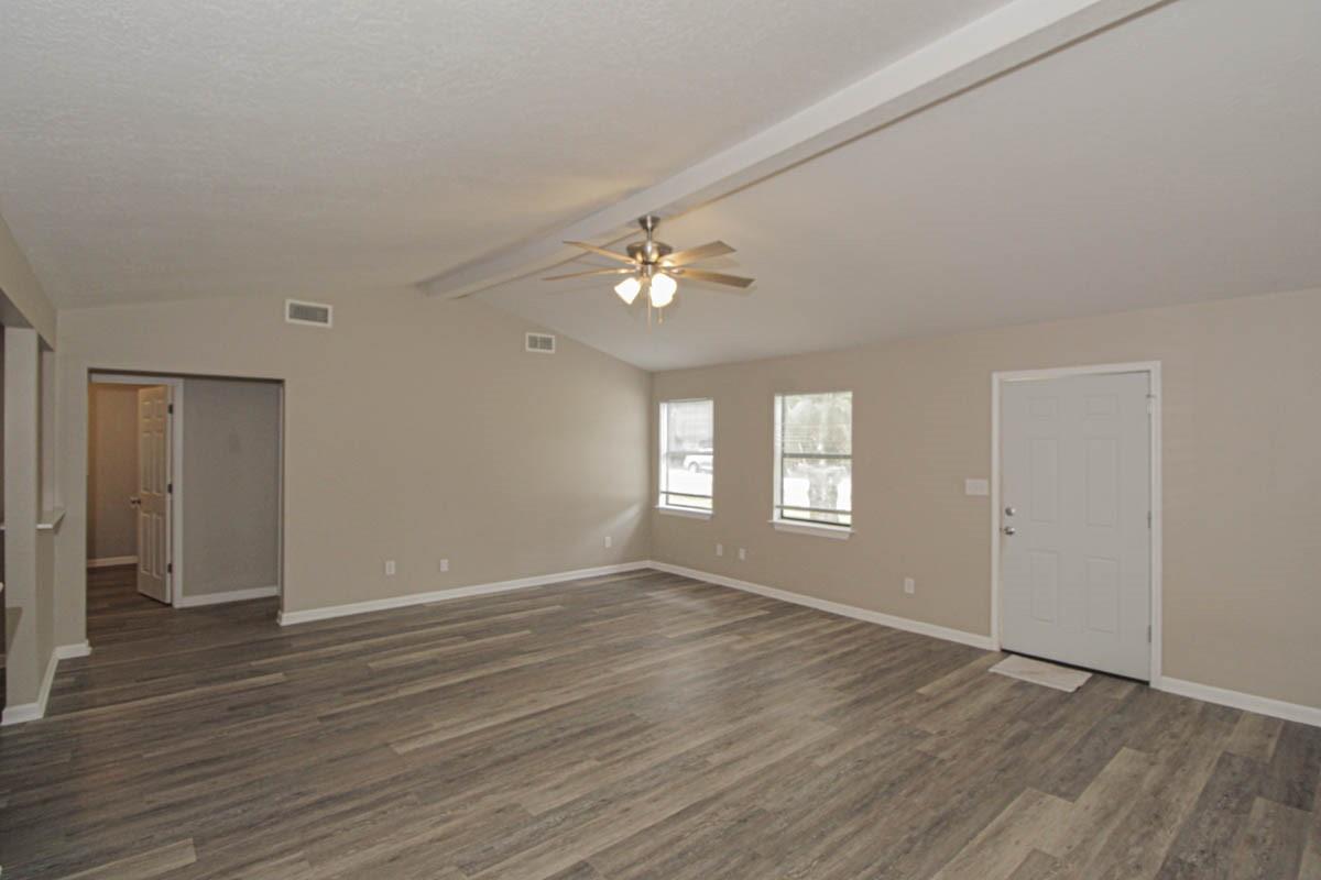345 Cherokee Lane Property Photo 8