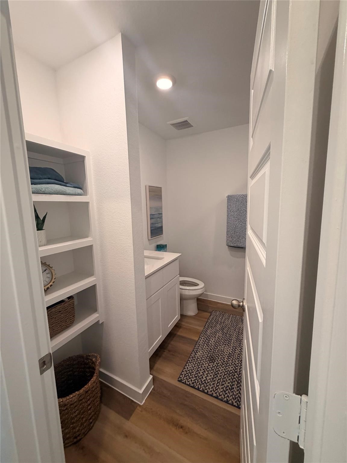 877 Alberdie Drive Property Photo 17