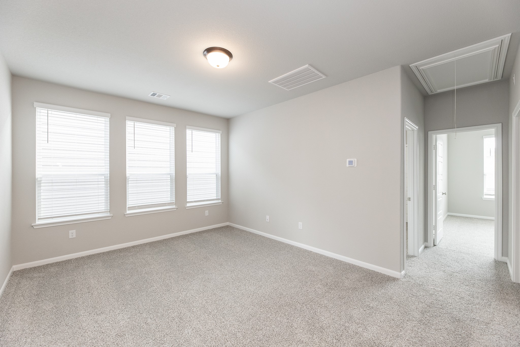 3011 Valley Peak Drive Property Photo 16