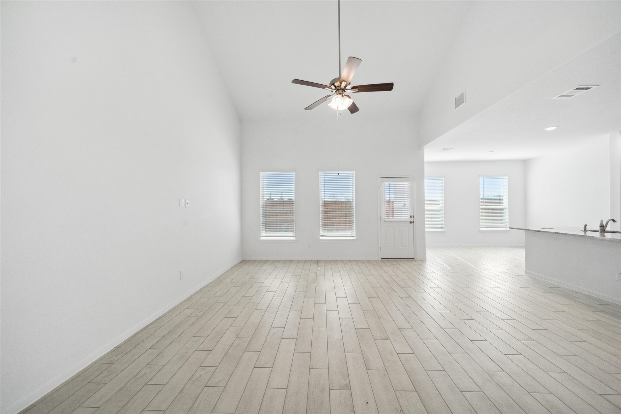 2126 Rosillo Brook Drive Property Photo 10