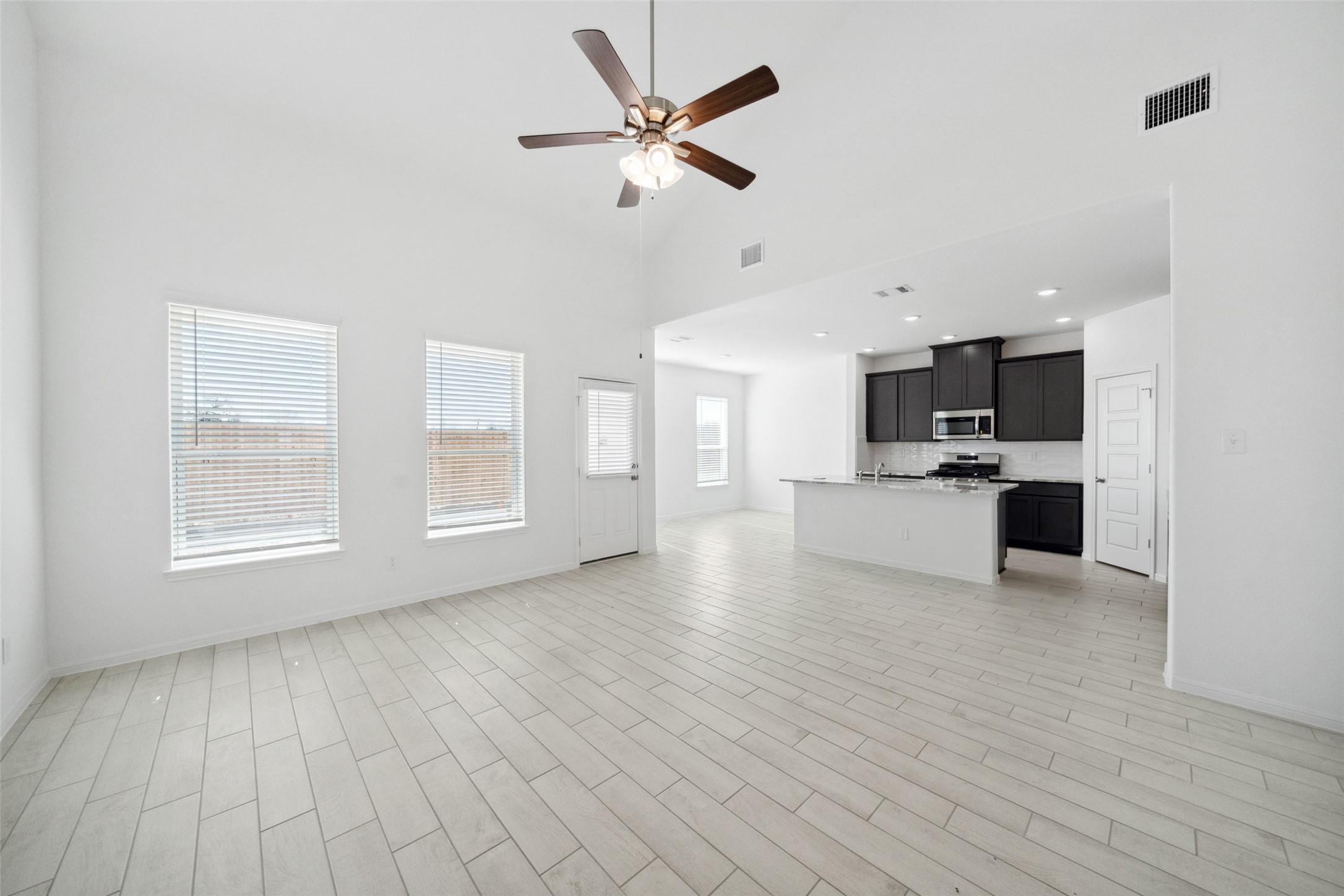 2126 Rosillo Brook Drive Property Photo 11
