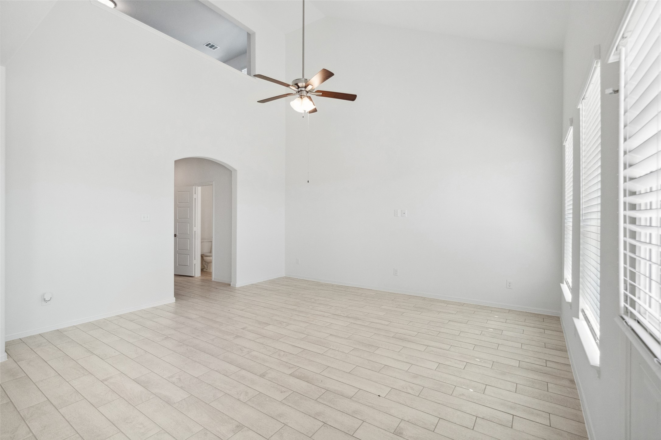 2126 Rosillo Brook Drive Property Photo 17