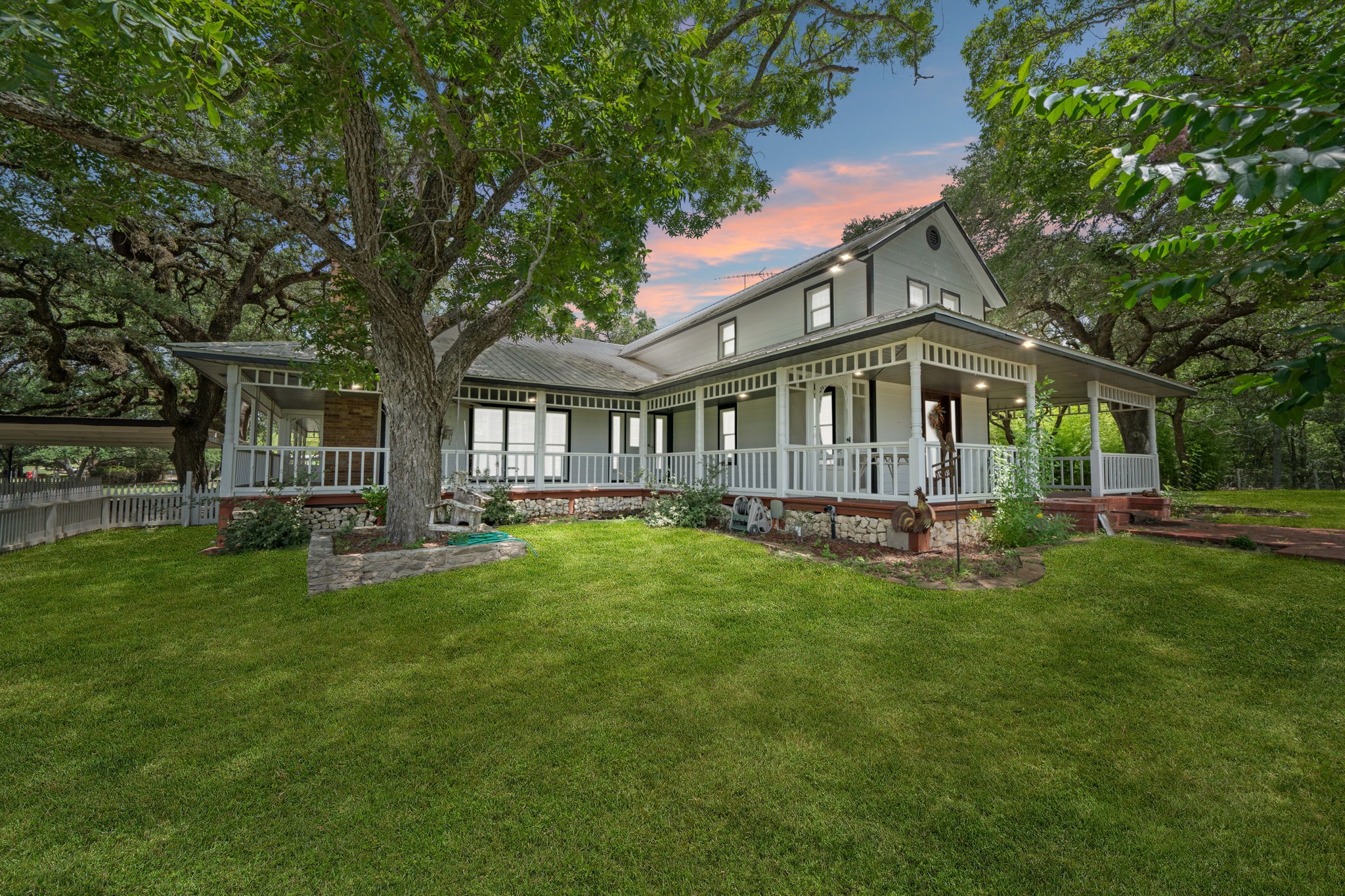 3541 State Highway 159 Property Photo 1