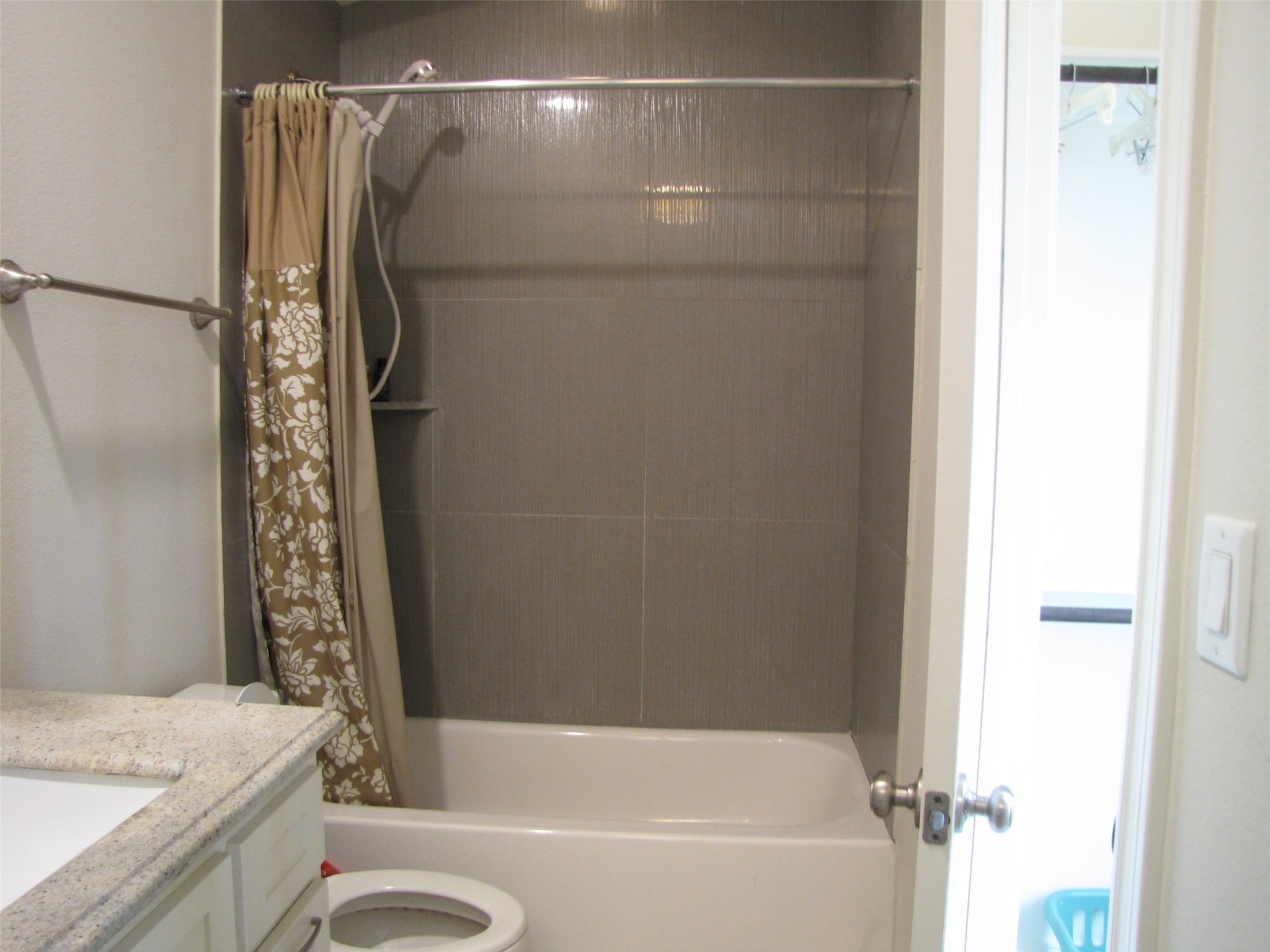 6306 Grand Boulevard Property Photo 14
