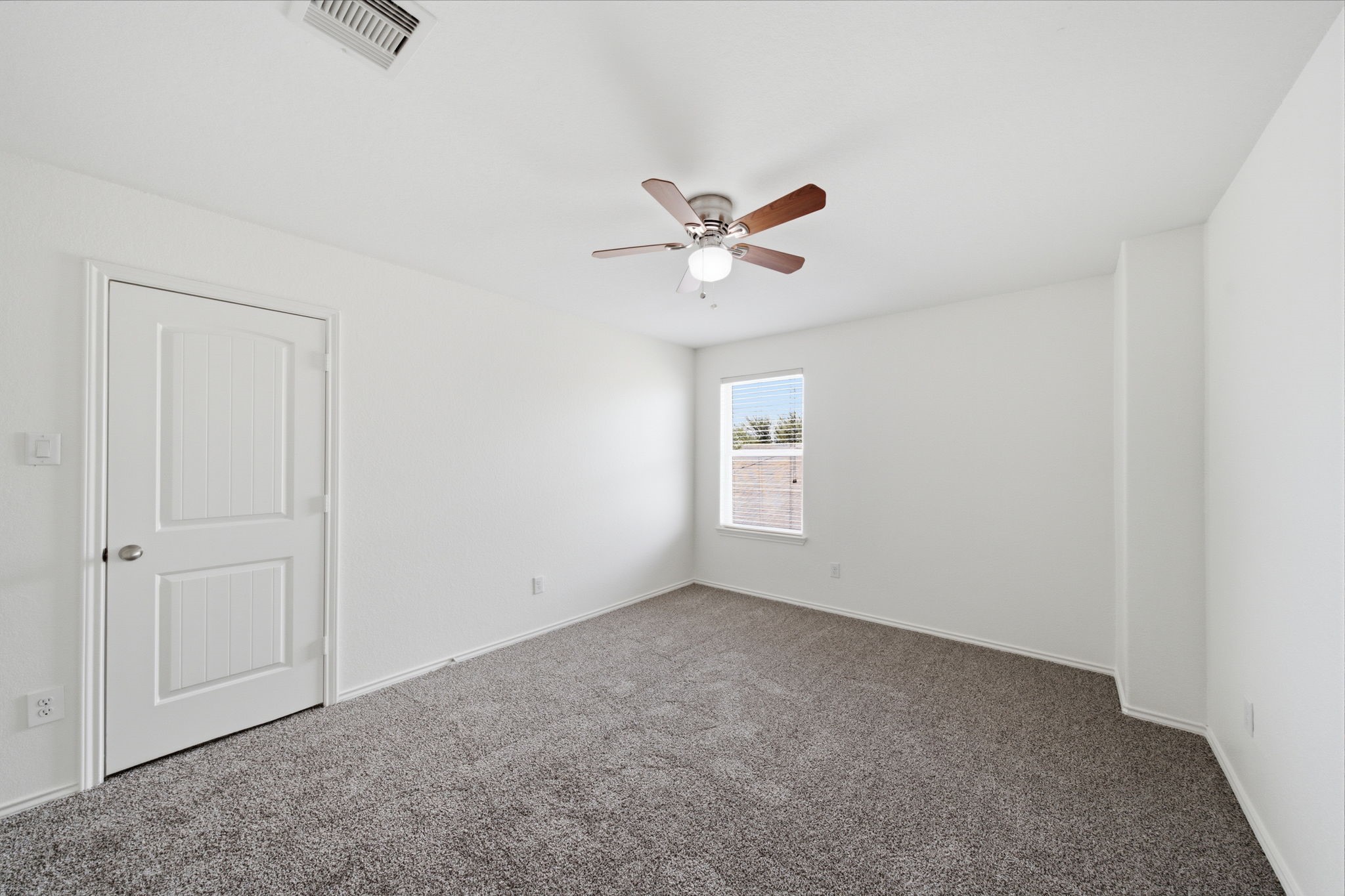 4002 Nestra Drive Property Photo 21