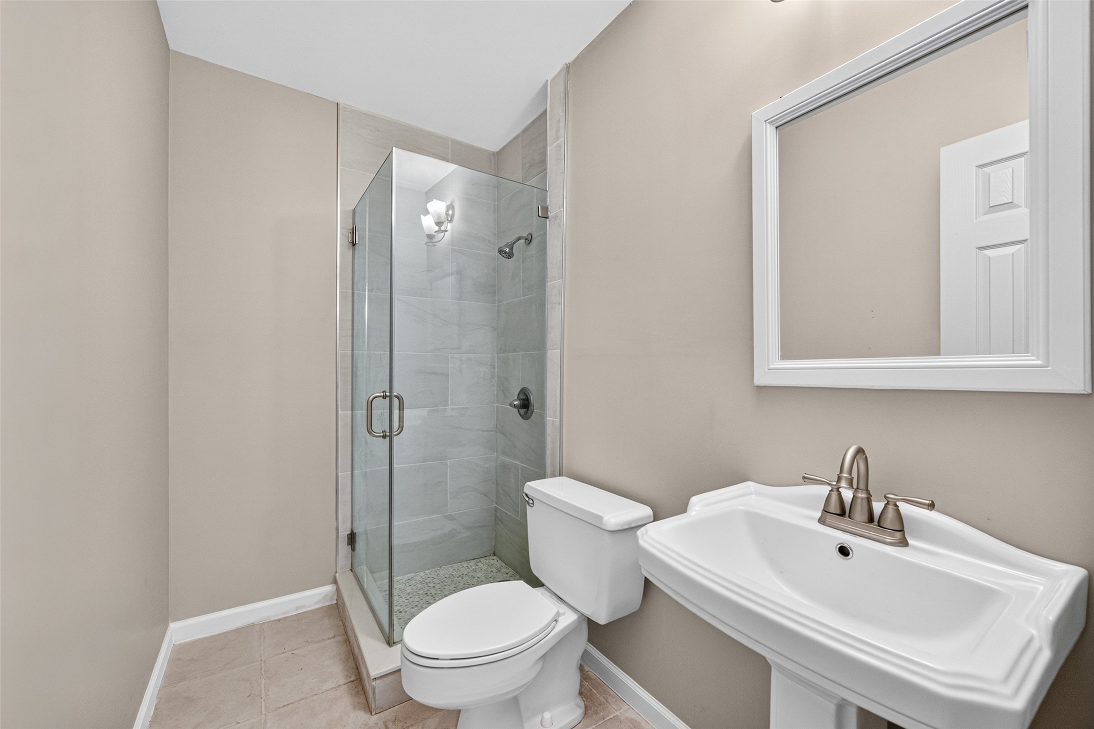 2601 Bellefontaine Street B110 Property Photo 11