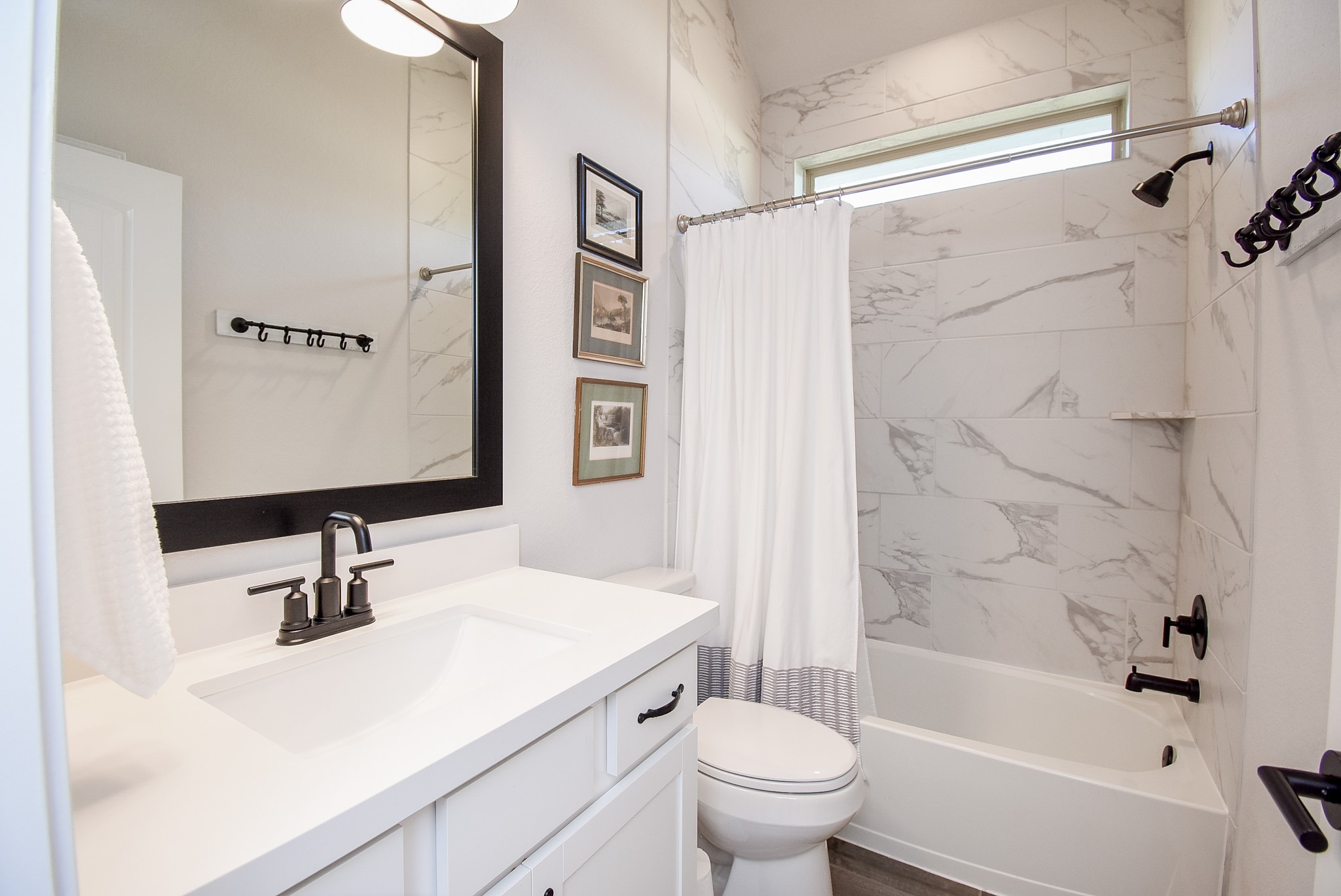 21022 Sunny Ravine Drive Property Photo 7