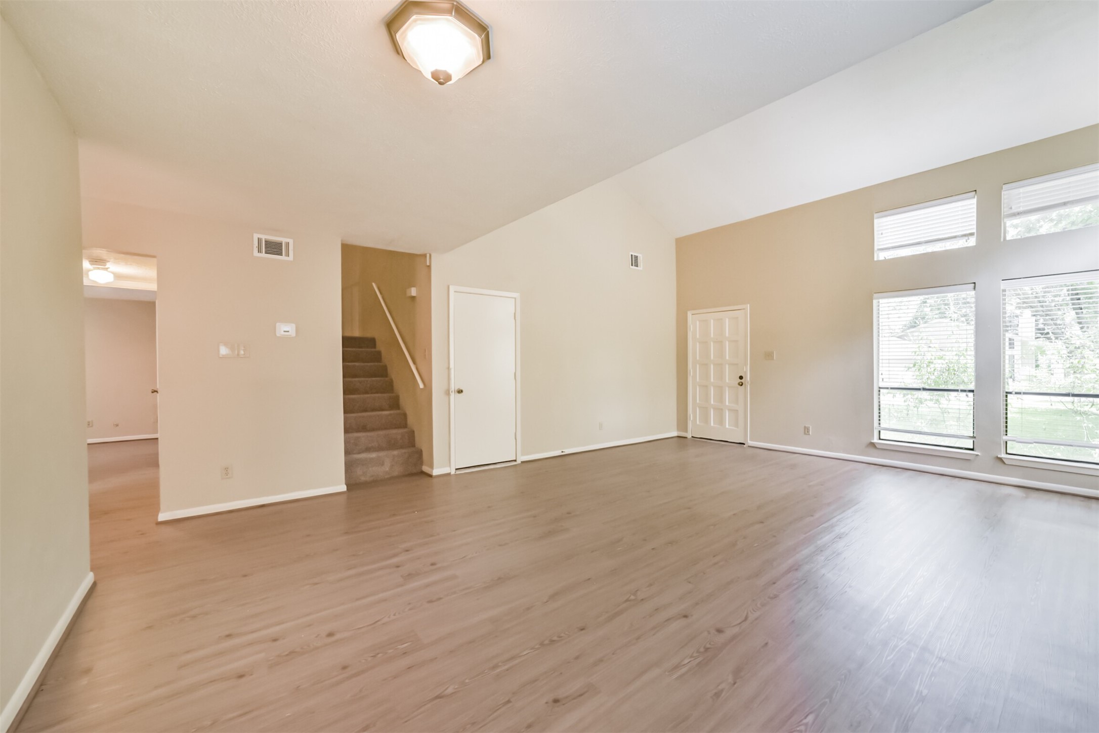 3 Hedgebell Court Property Photo 10