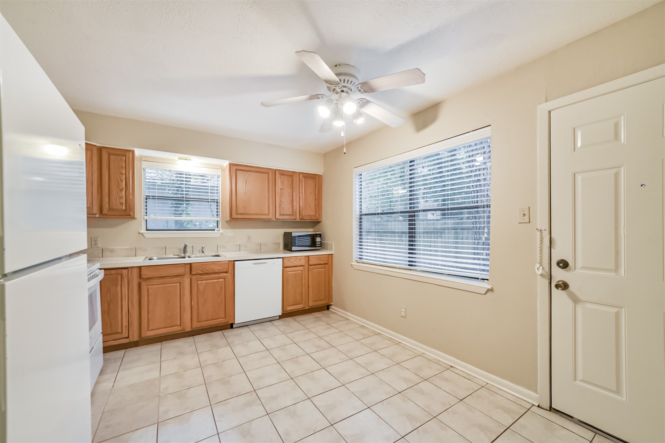 3 Hedgebell Court Property Photo 11