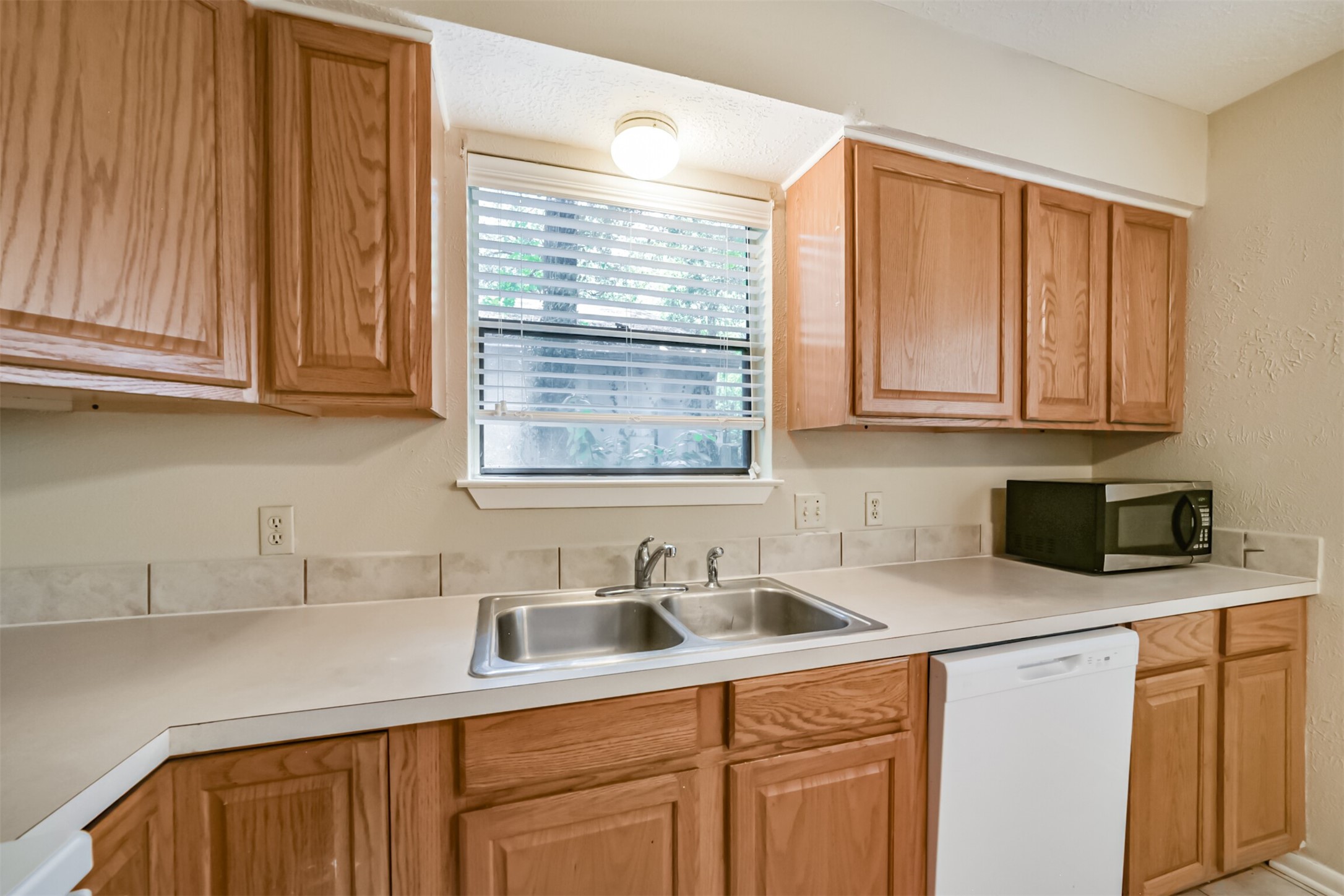 3 Hedgebell Court Property Photo 17