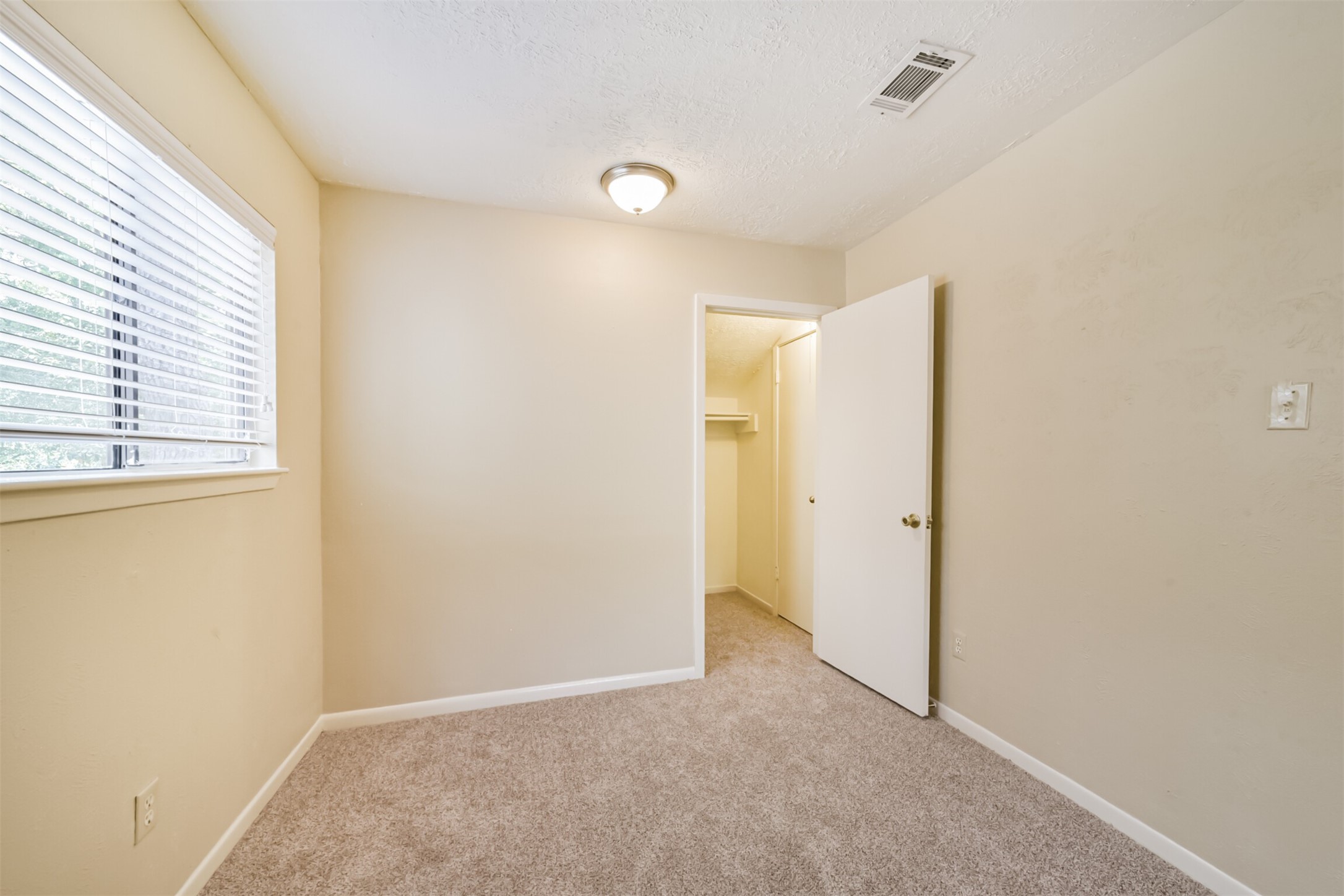3 Hedgebell Court Property Photo 28