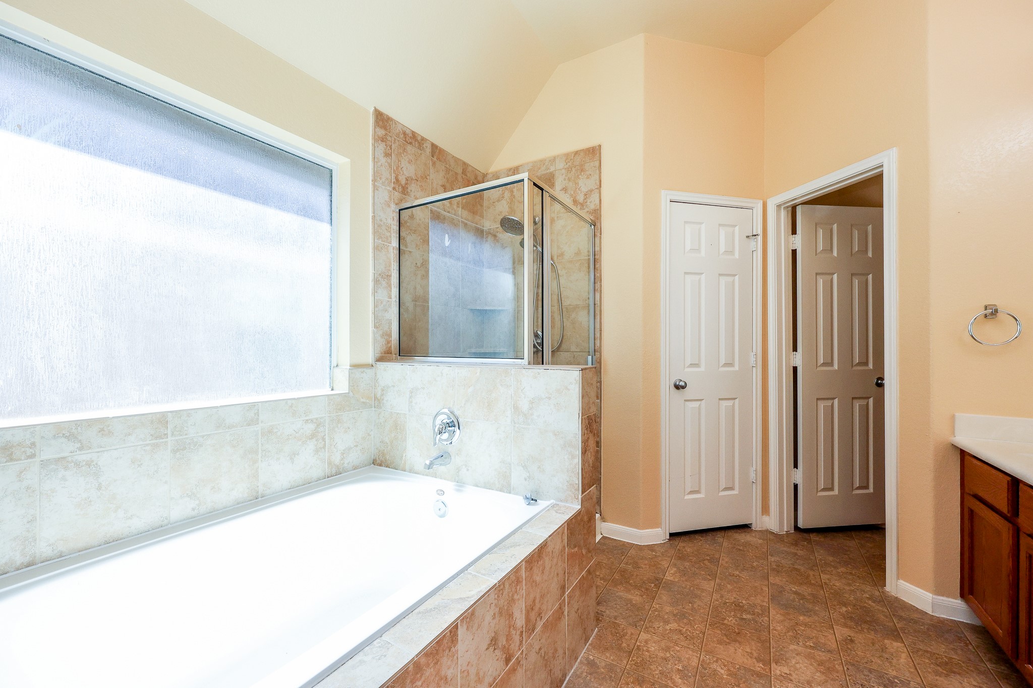 20130 Emerald Mountain Drive Property Photo 8