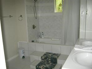4700 W Bayshore Drive Property Photo 11