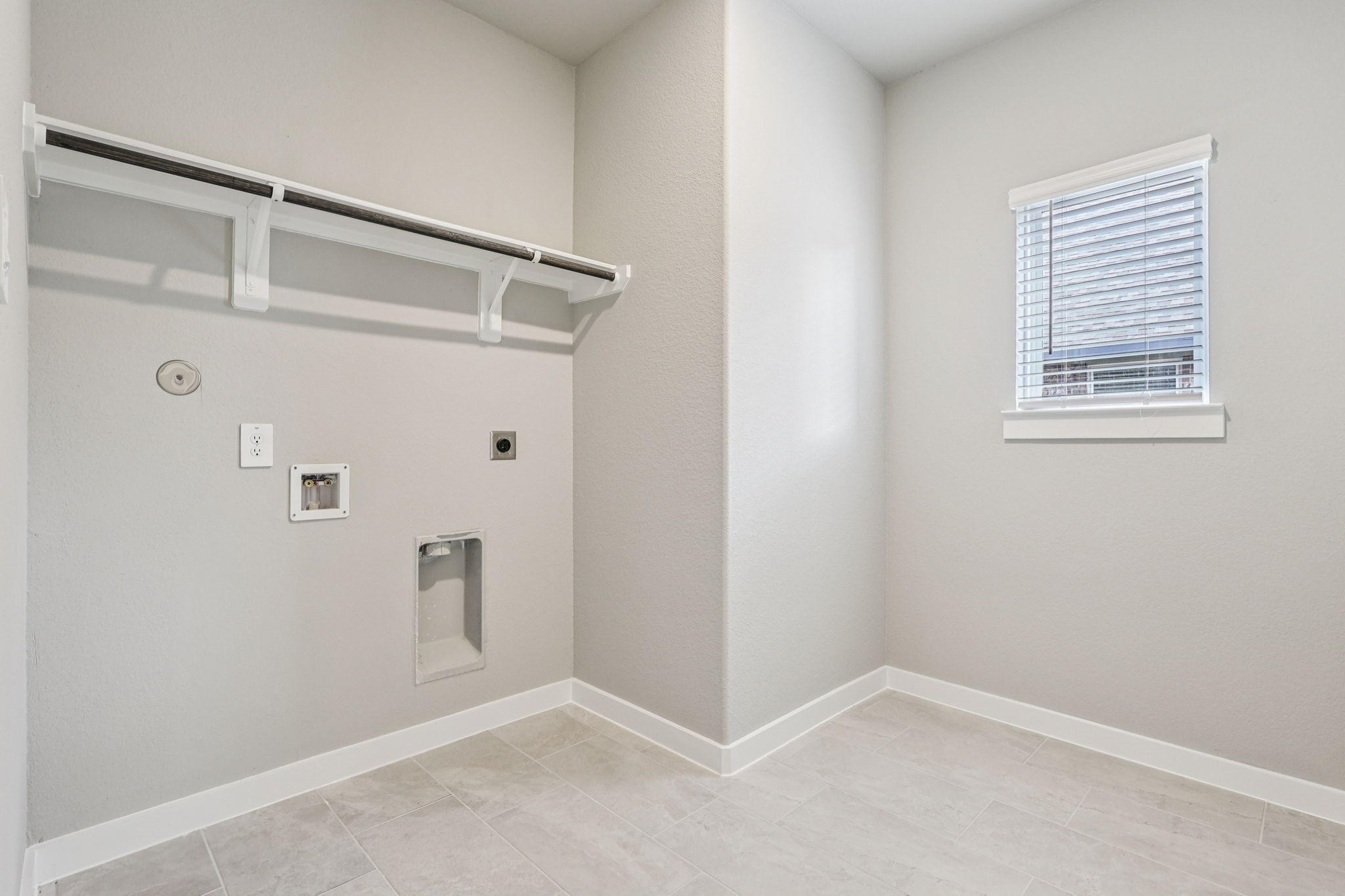 2122 Rawls Ranch Drive Property Photo 13