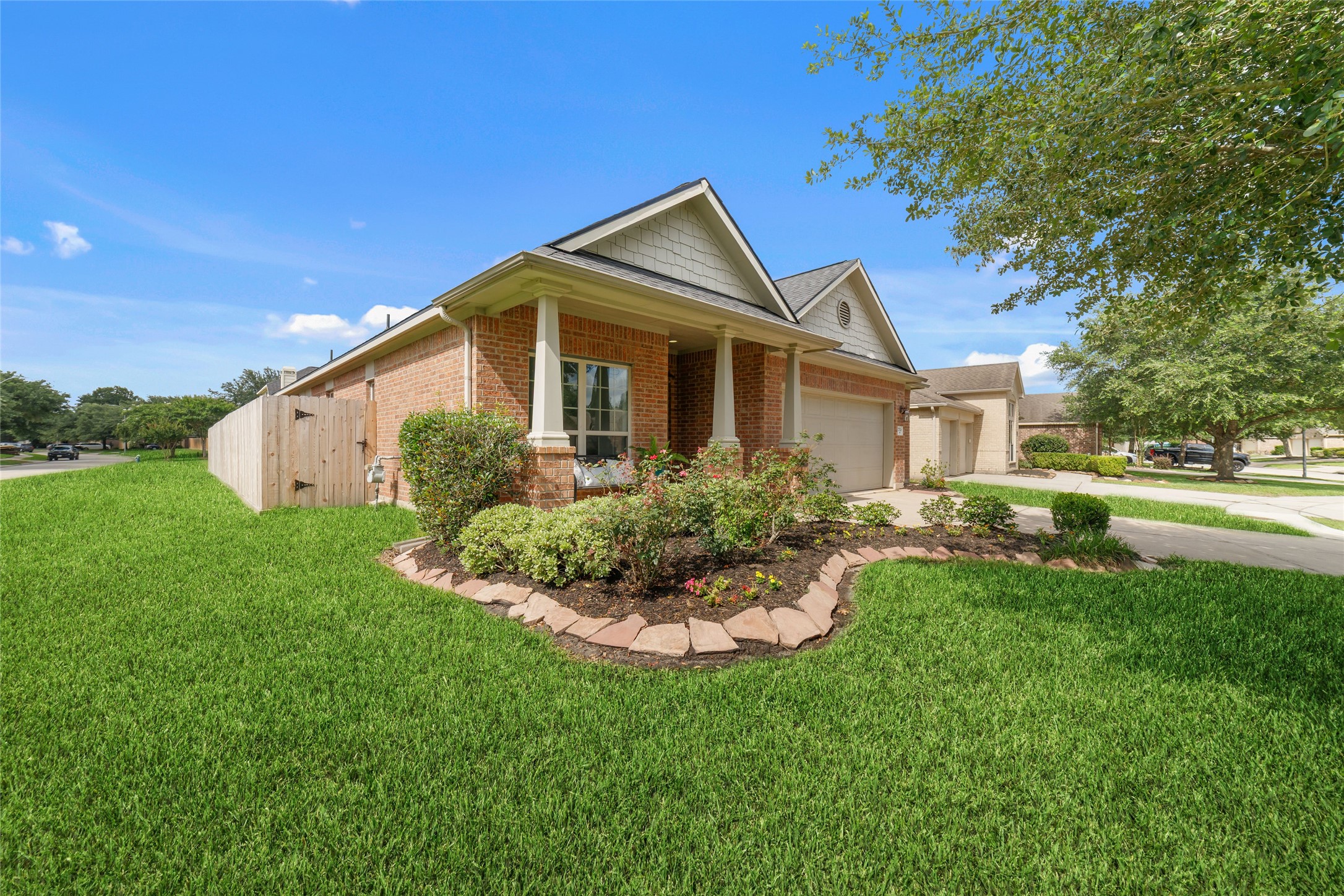 27526 Gatlin Lane Property Photo 1