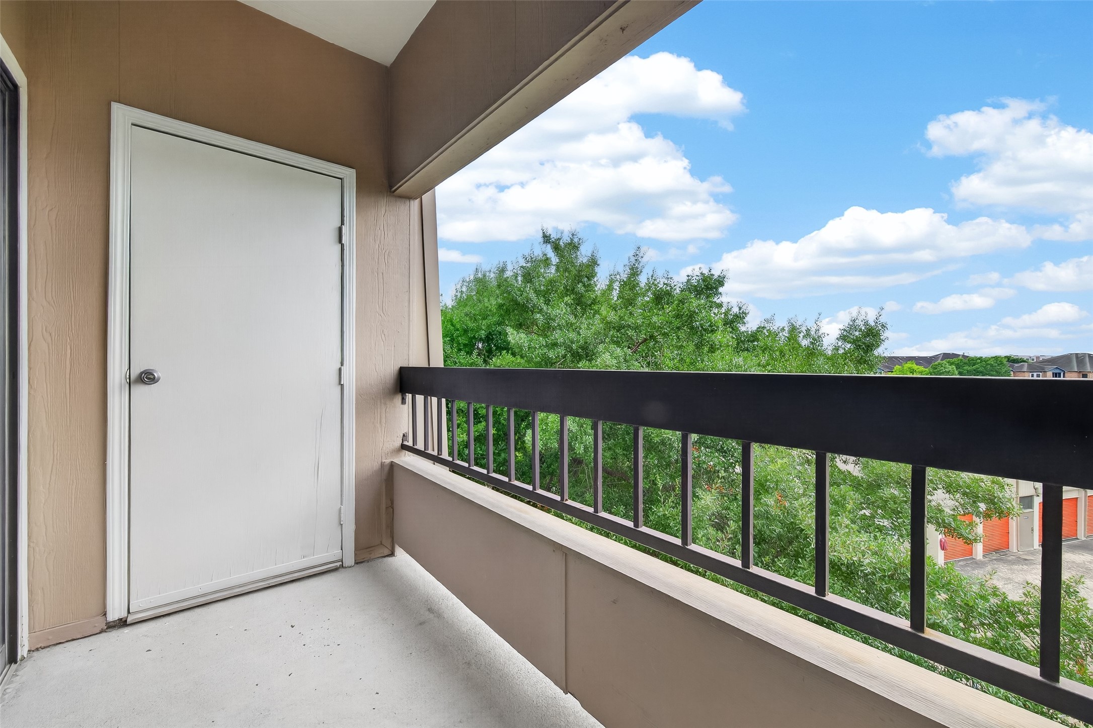 2211 S Braeswood Boulevard 23i Property Photo 7