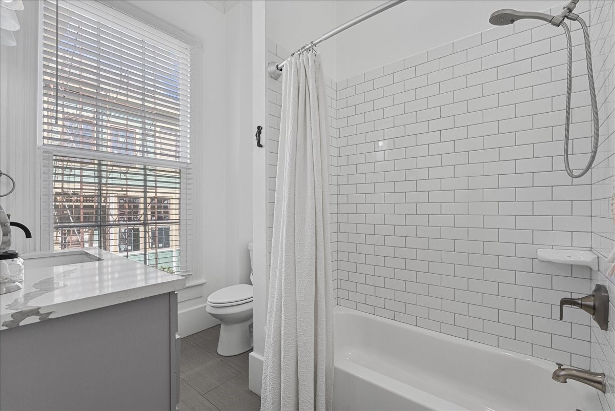 1724 33rd Street Property Photo 24