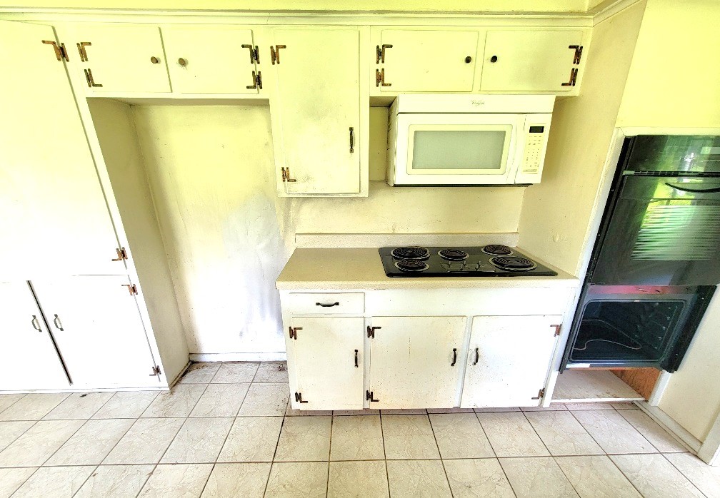 419 Lee Avenue Property Photo 7