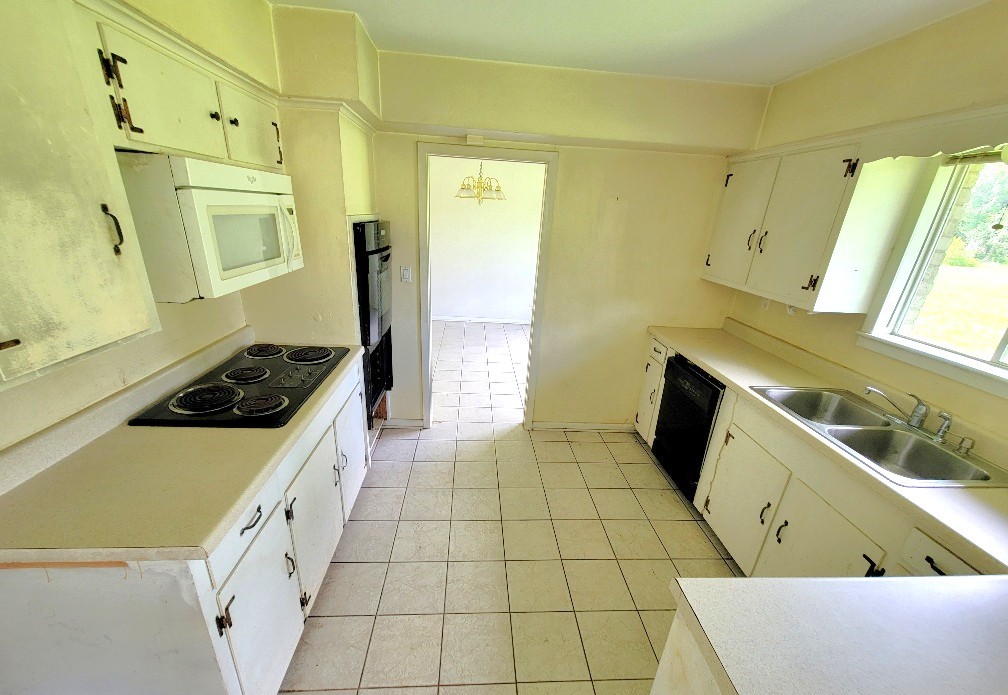 419 Lee Avenue Property Photo 8